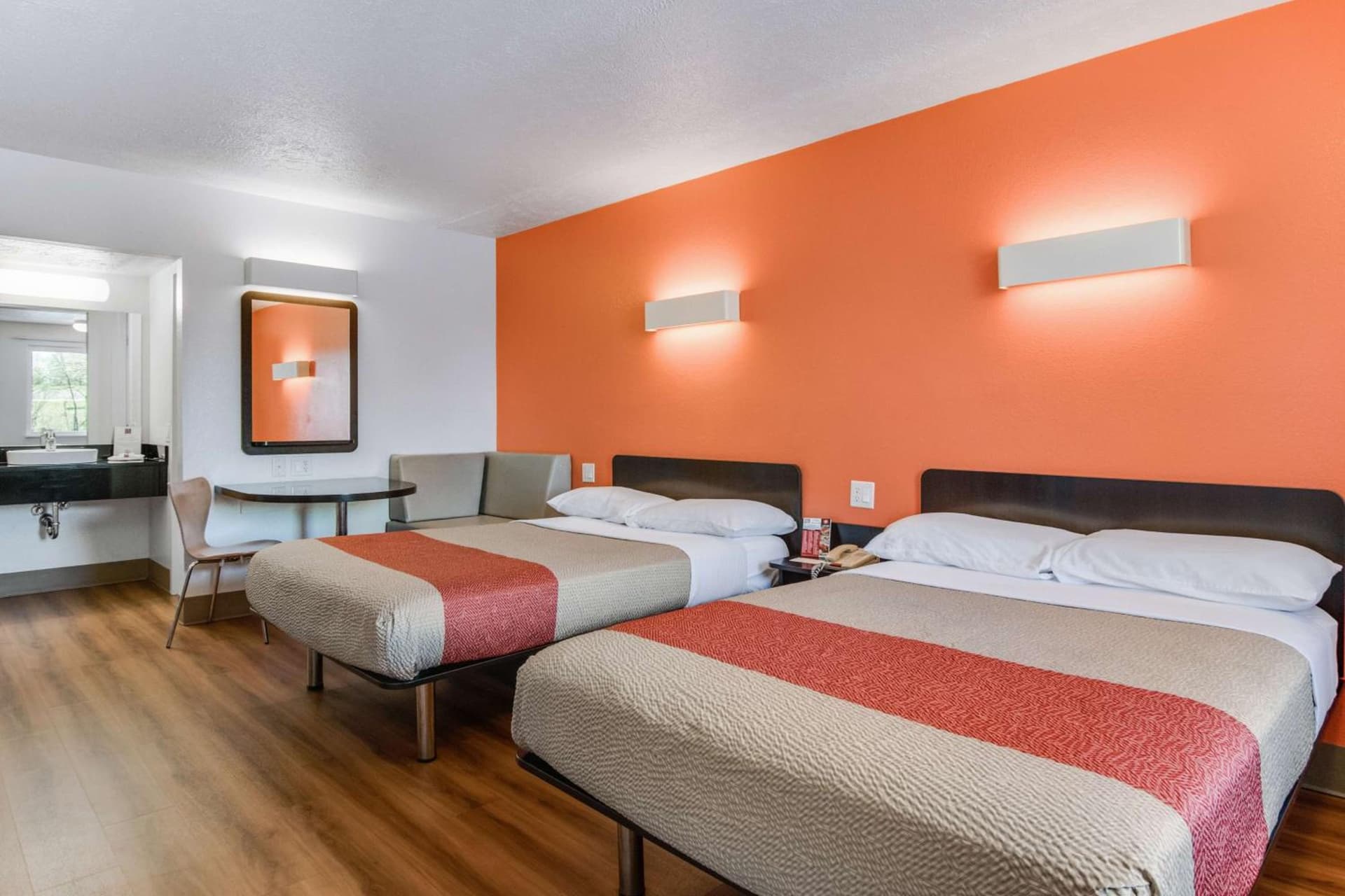 Motel 6-Youngstown, OH property views in Youngstown, OH — gallery photo 3