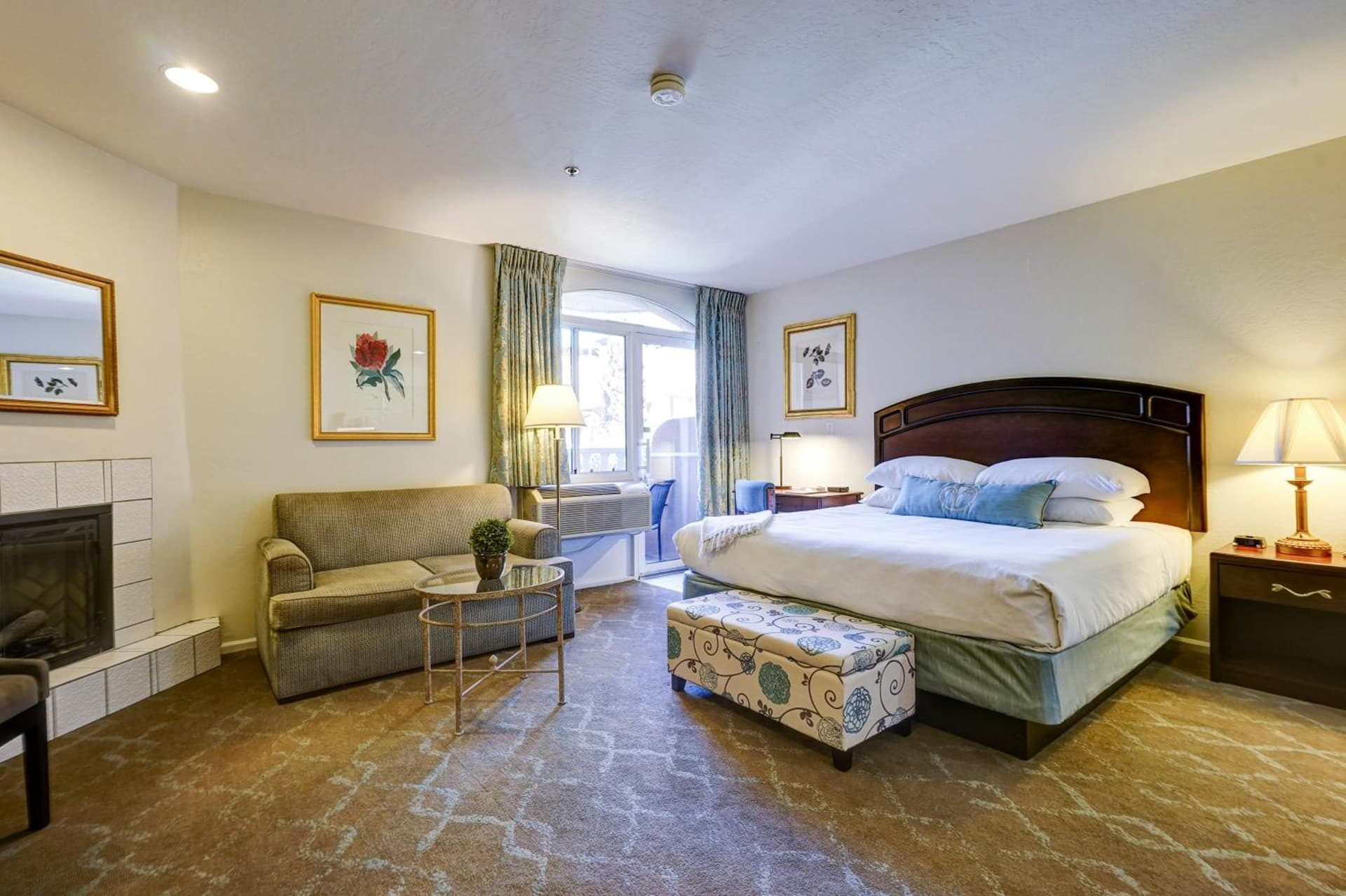 Forest Villas Hotel gallery photo in Prescott, AZ — image 100