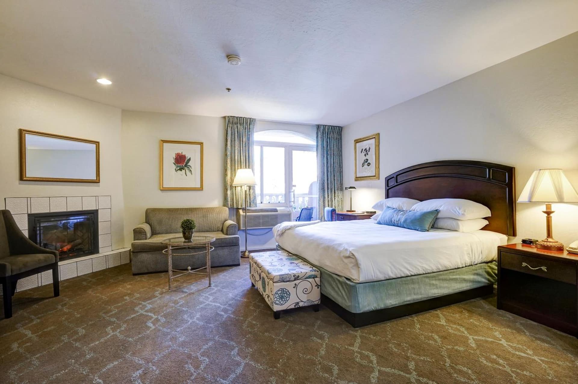 Forest Villas Hotel gallery photo in Prescott, AZ — image 148
