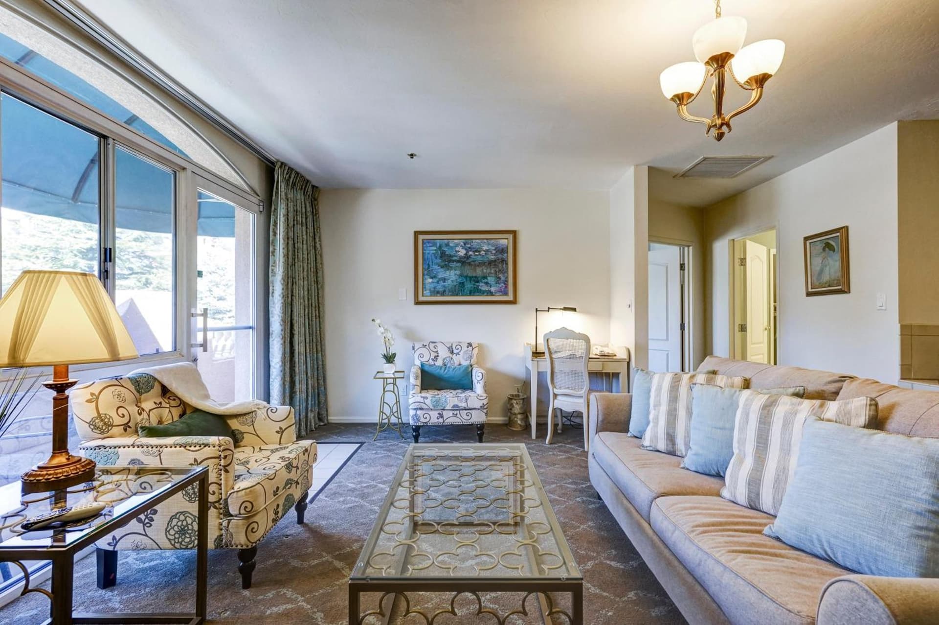 Forest Villas Hotel gallery photo in Prescott, AZ — image 58