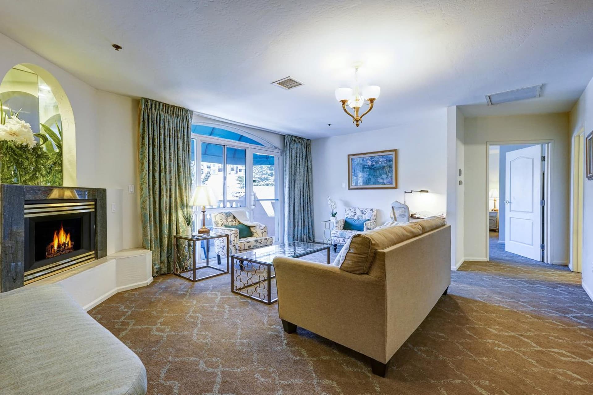 Forest Villas Hotel gallery photo in Prescott, AZ — image 210