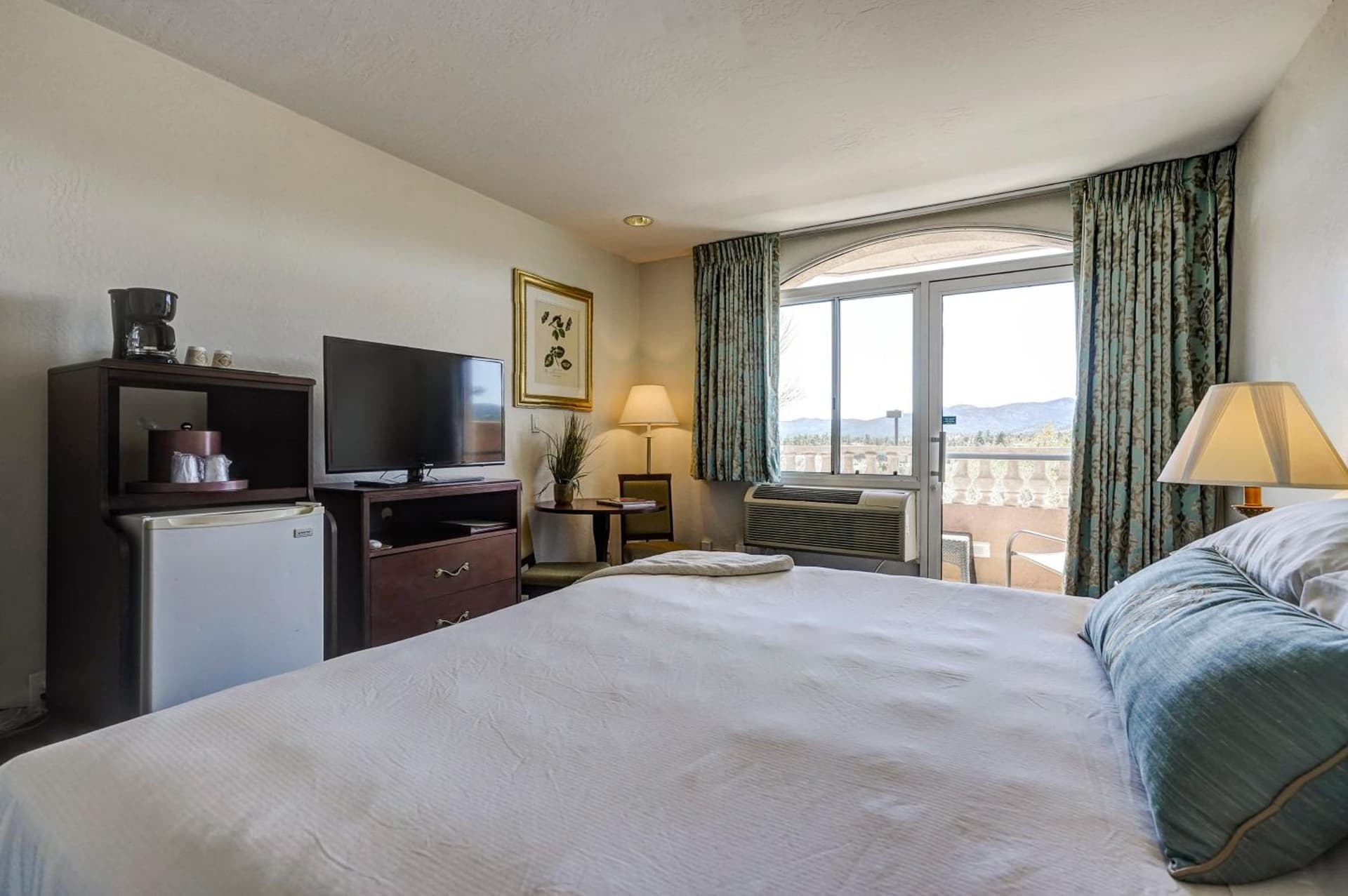 Forest Villas Hotel gallery photo in Prescott, AZ — image 181