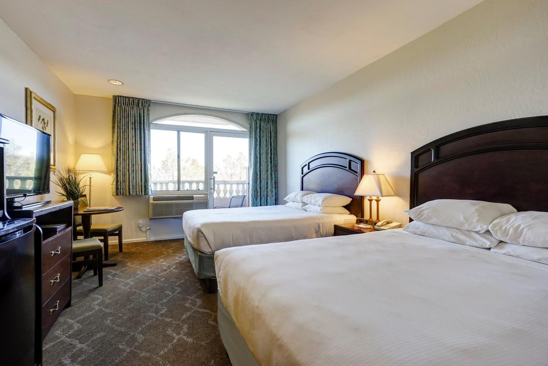 Forest Villas Hotel gallery photo in Prescott, AZ — image 70