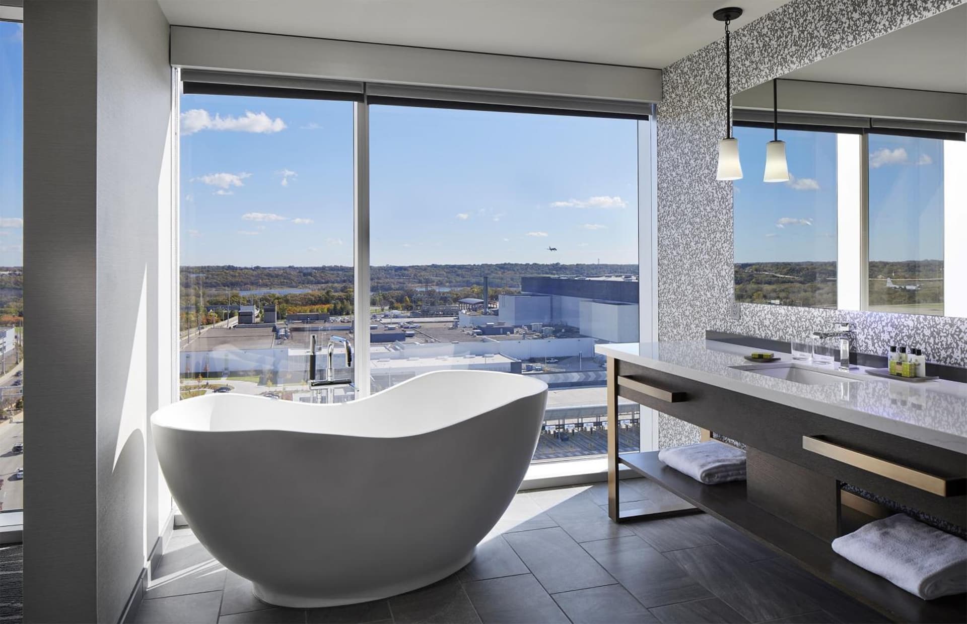 InterContinental Minneapolis - St. Paul Airport by IHG gallery photo in Minneapolis, MN — image 31