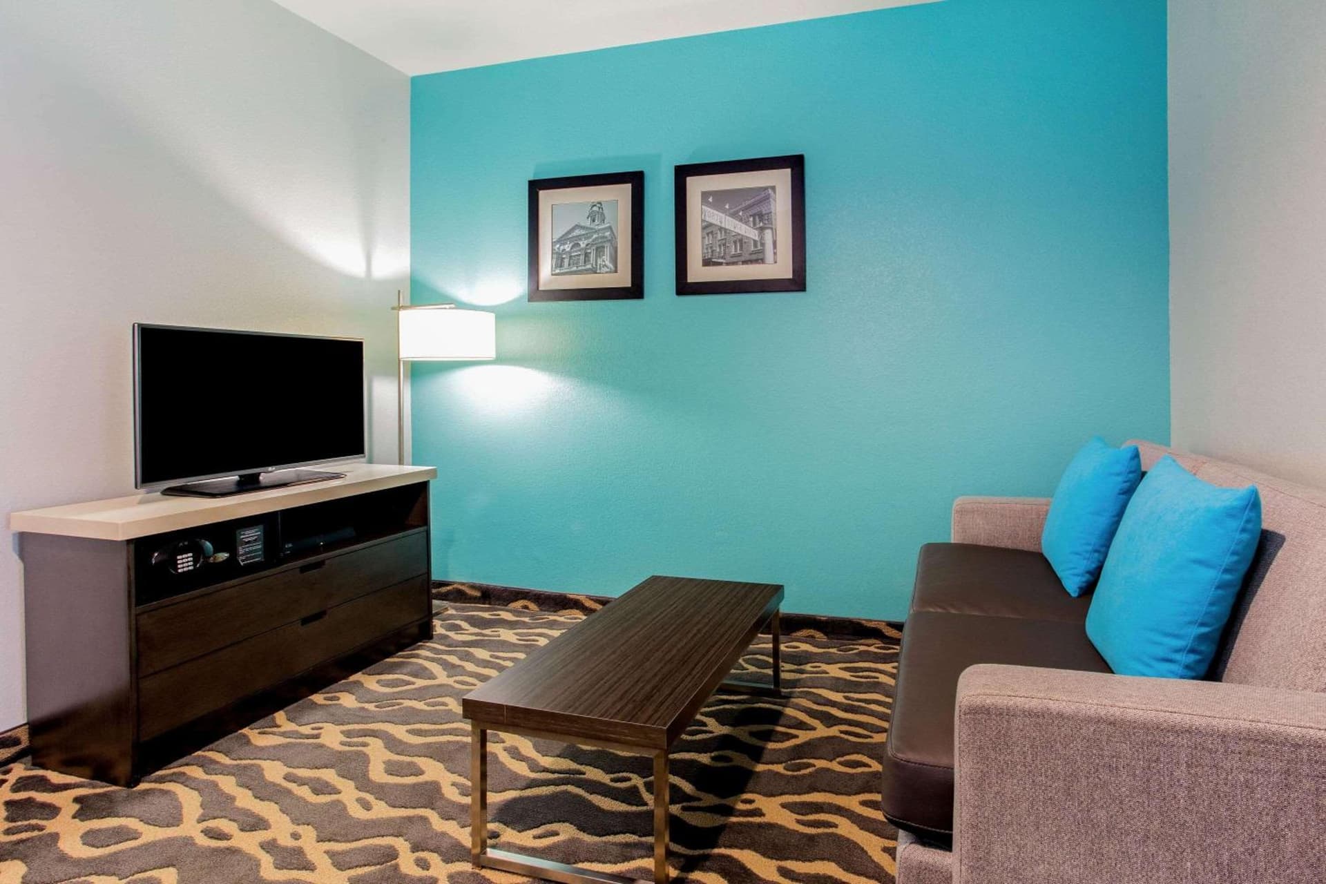 La Quinta Inn & Suites by Wyndham Northlake Ft. Worth gallery photo in Northlake, TX — image 66