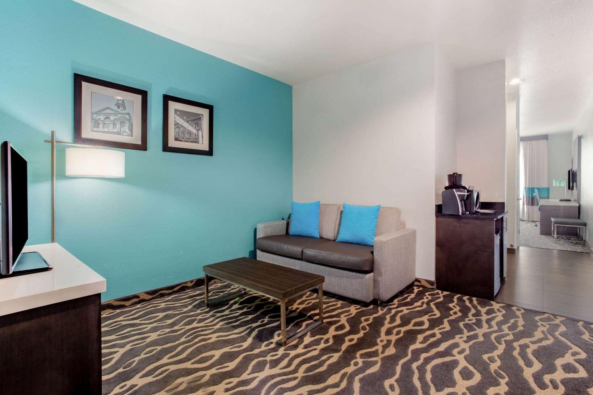 La Quinta Inn & Suites by Wyndham Northlake Ft. Worth gallery photo in Northlake, TX — image 42
