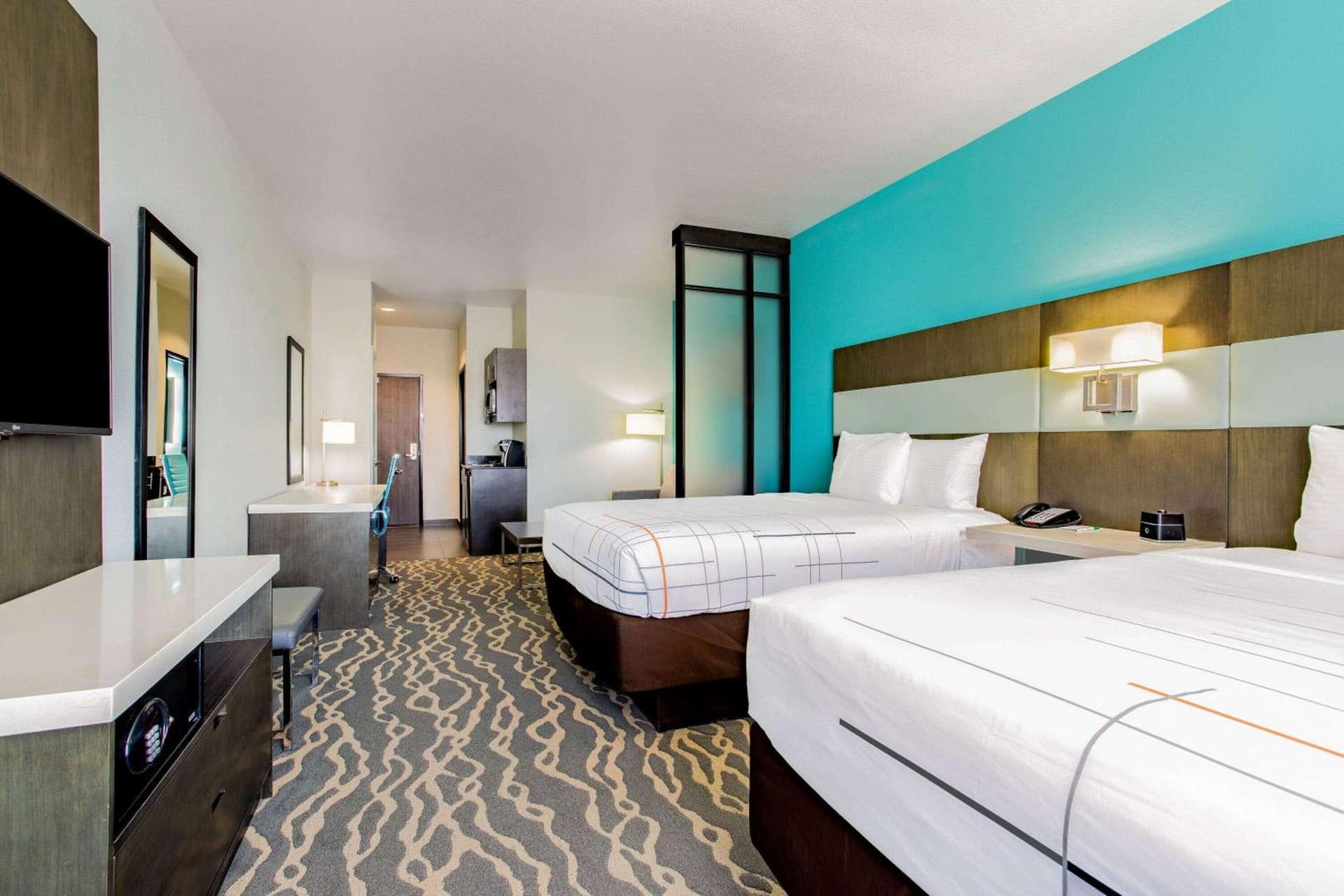 La Quinta Inn & Suites by Wyndham Northlake Ft. Worth gallery photo in Northlake, TX — image 13