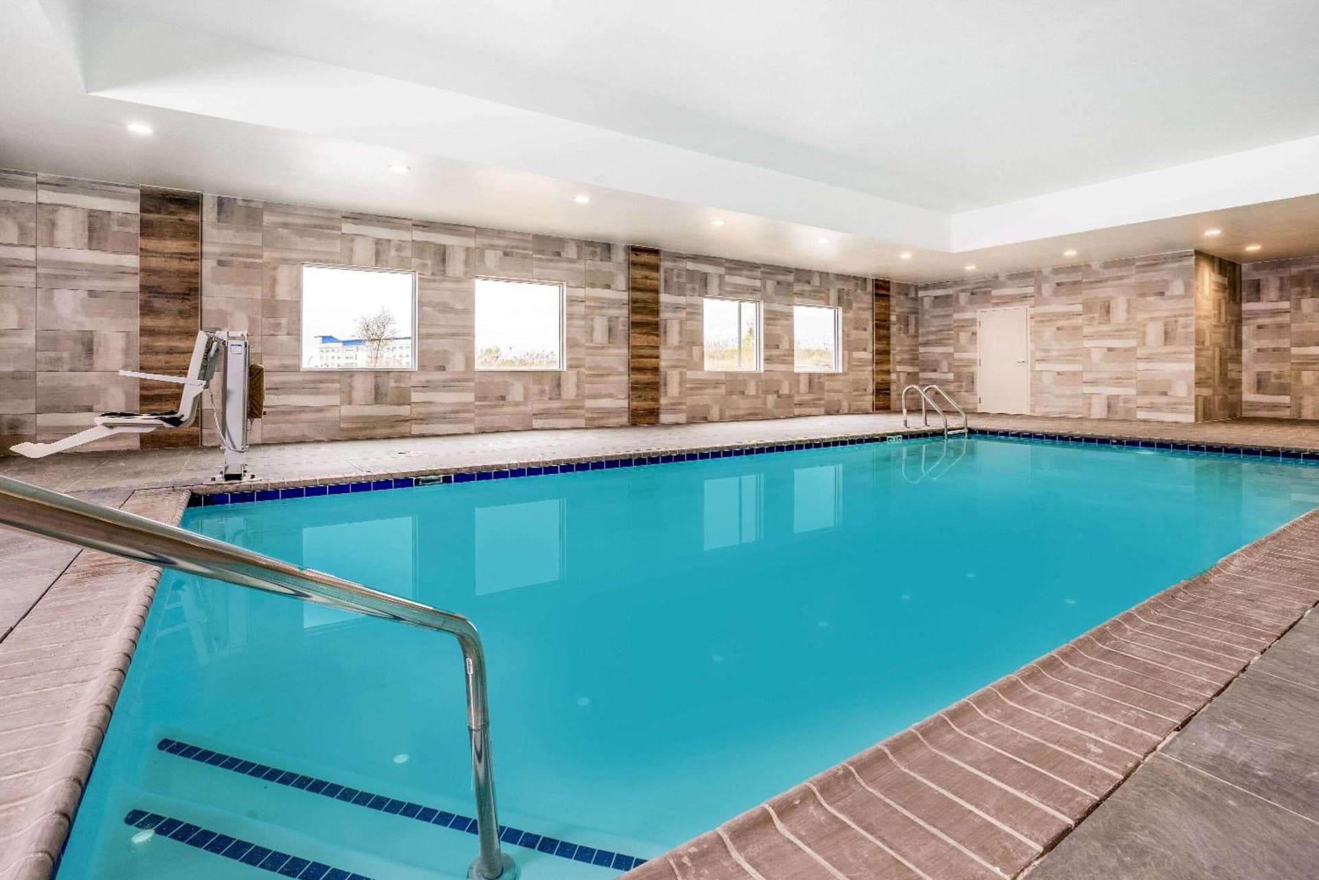 La Quinta Inn & Suites by Wyndham Katy gallery photo in Katy, TX — image 17