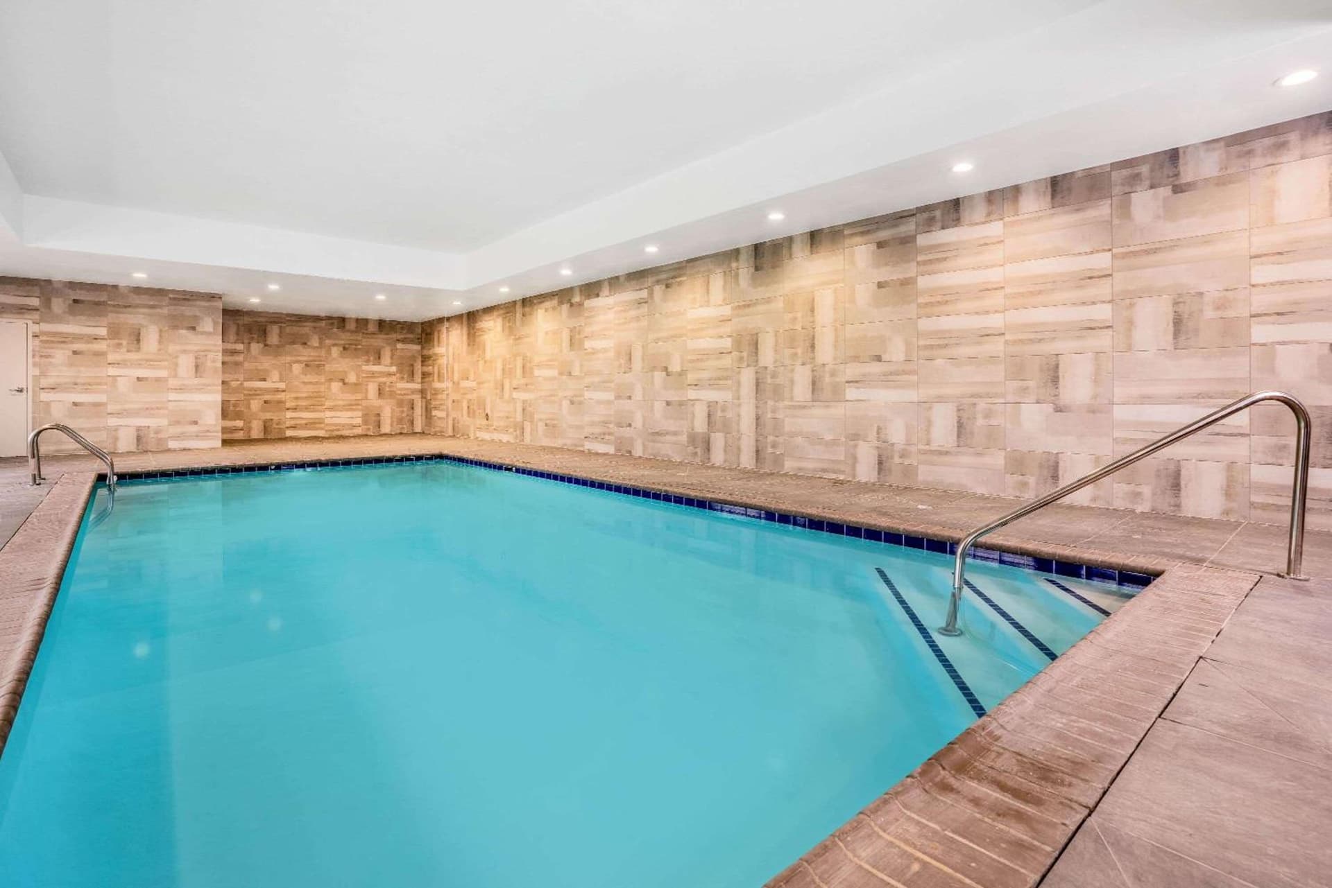 La Quinta Inn & Suites by Wyndham Katy gallery photo in Katy, TX — image 39