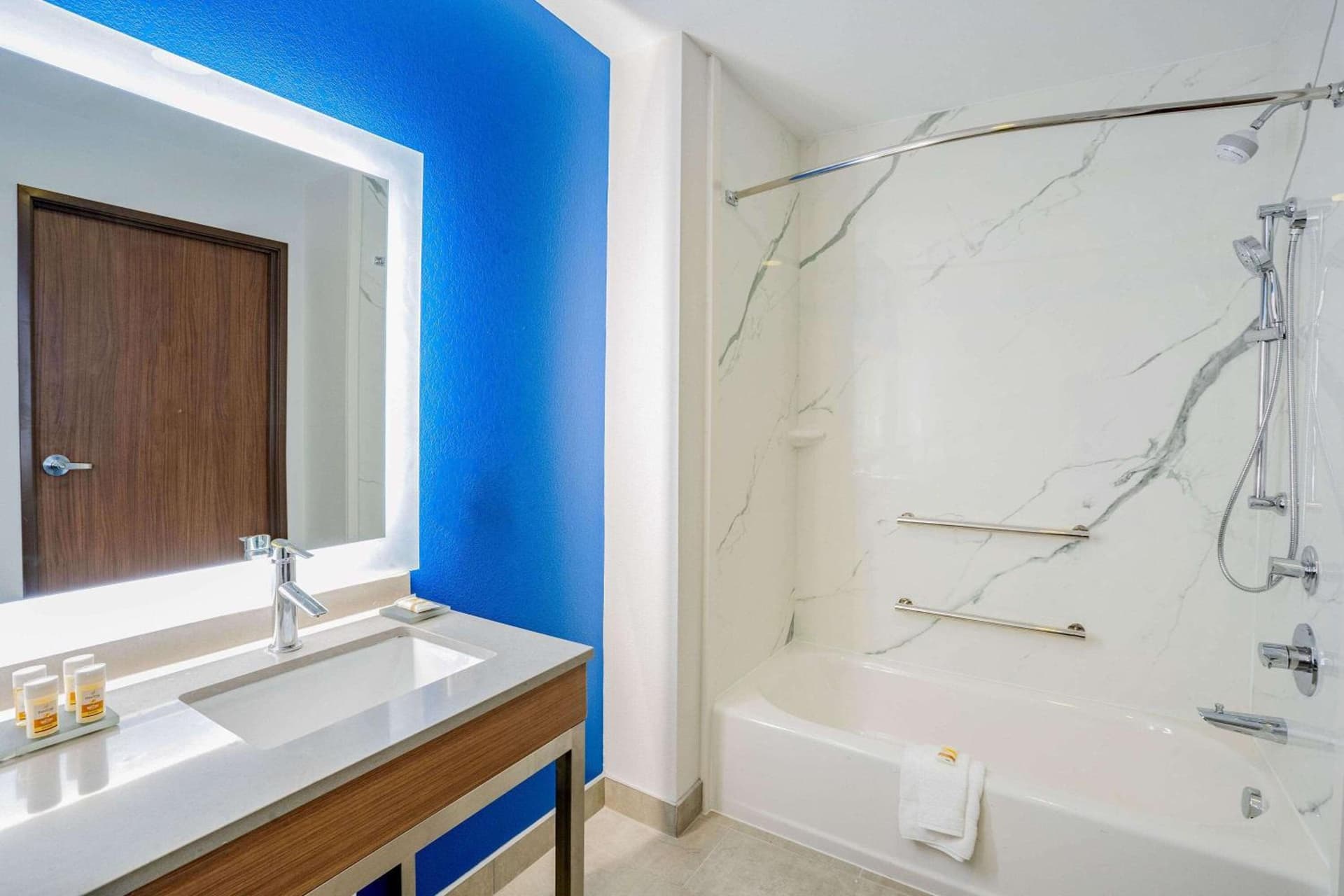 La Quinta Inn & Suites by Wyndham Katy gallery photo in Katy, TX — image 33
