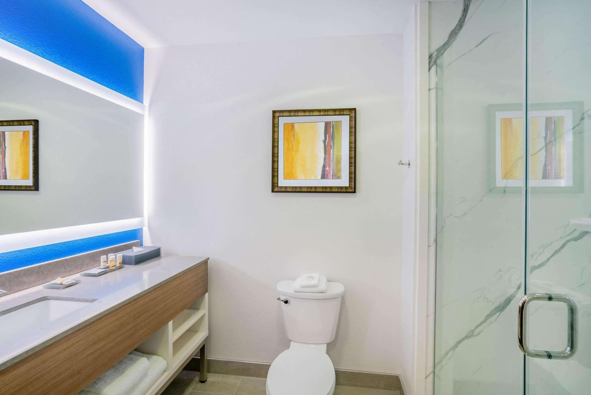 La Quinta Inn & Suites by Wyndham Katy gallery photo in Katy, TX — image 31