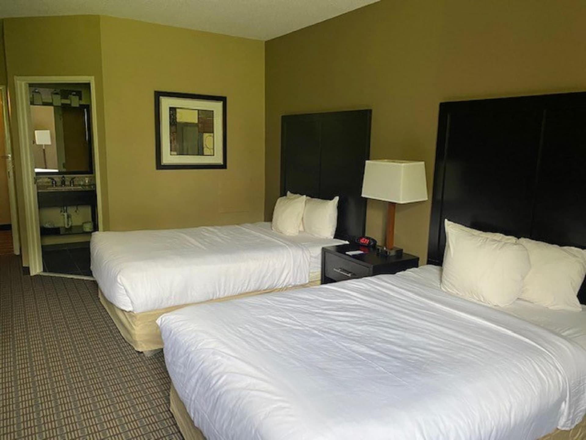 SureStay Plus by Best Western Jonestown Lebanon Valley gallery photo in Jonestown, PA — image 18