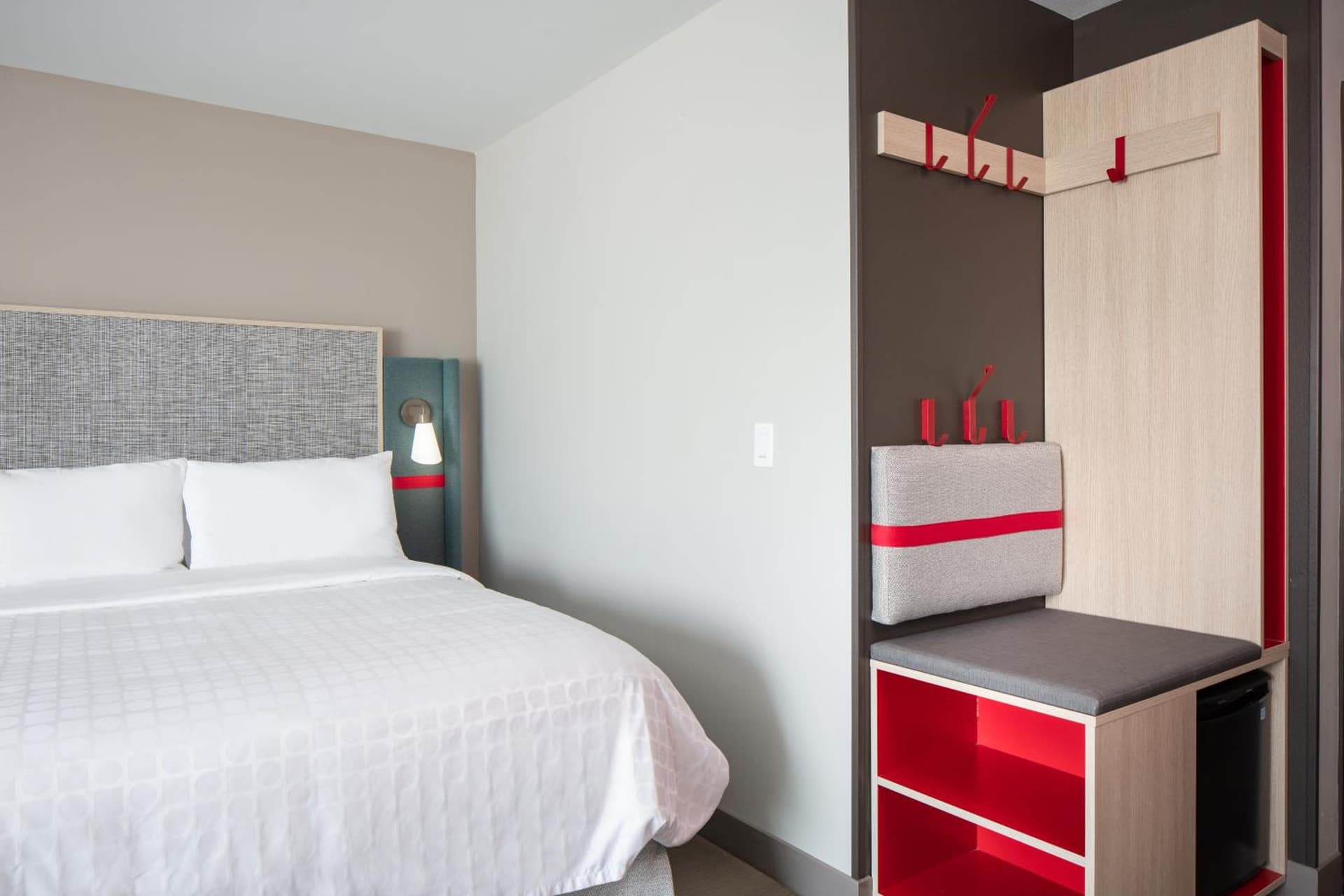 avid hotels - Madison - Monona by IHG gallery photo in Monona, WI — image 10