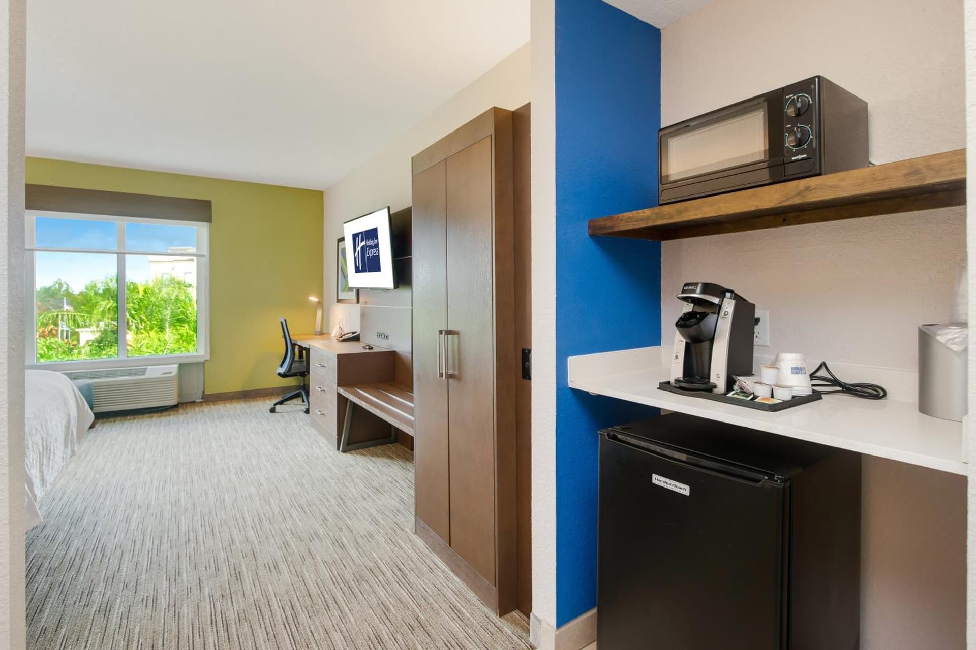 Holiday Inn Express Hotel & Suites Orlando - Apopka by IHG gallery photo in Orlando, FL — image 16