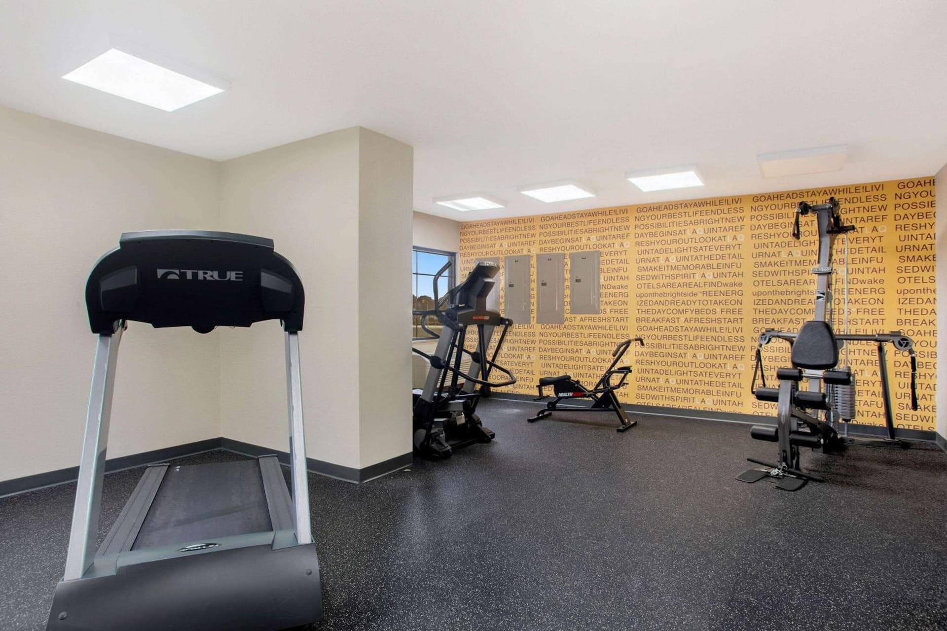 La Quinta by Wyndham Springfield South gallery photo in Springfield, MO — image 25