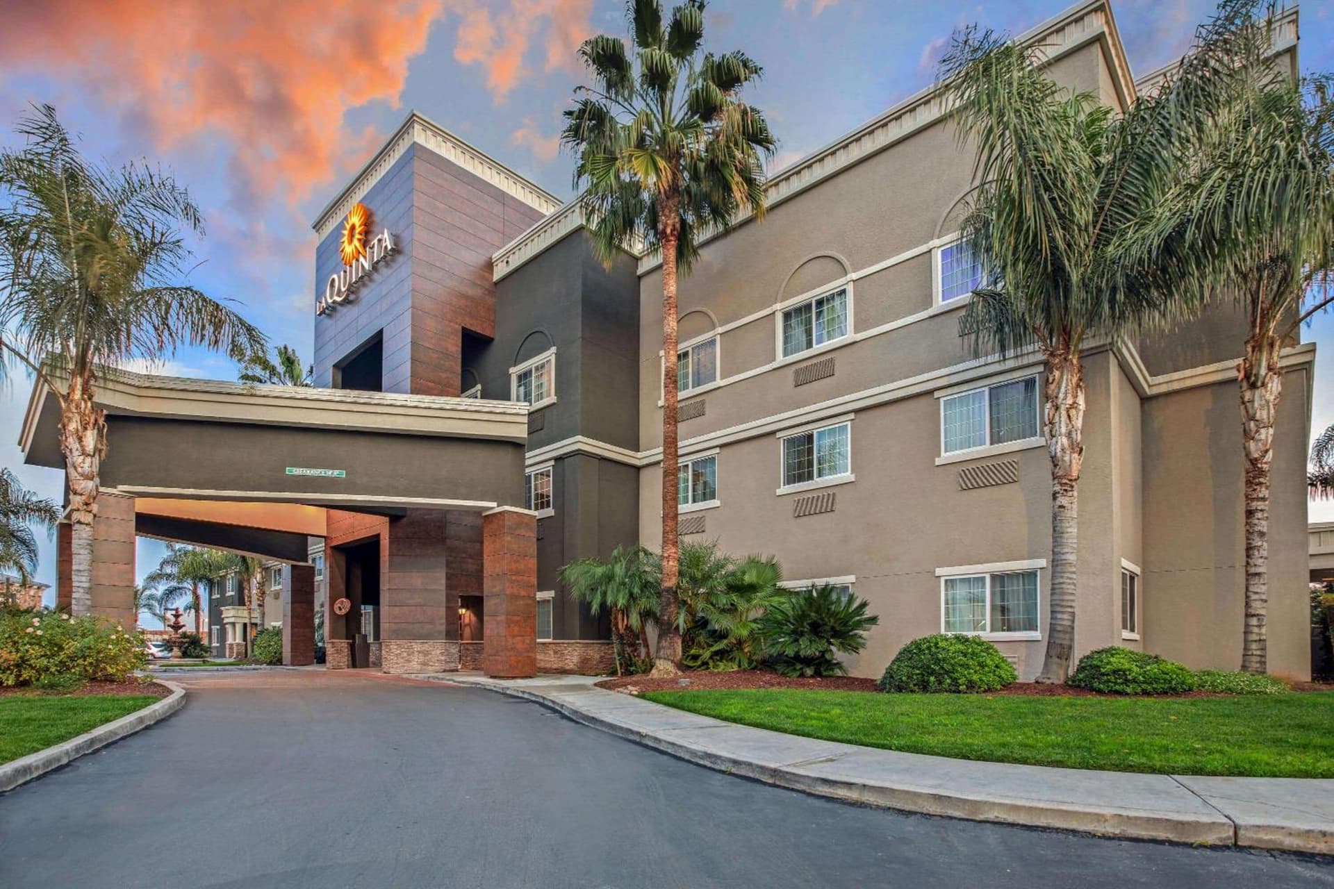La Quinta by Wyndham Modesto Salida interior in Modesto, CA — gallery photo 2