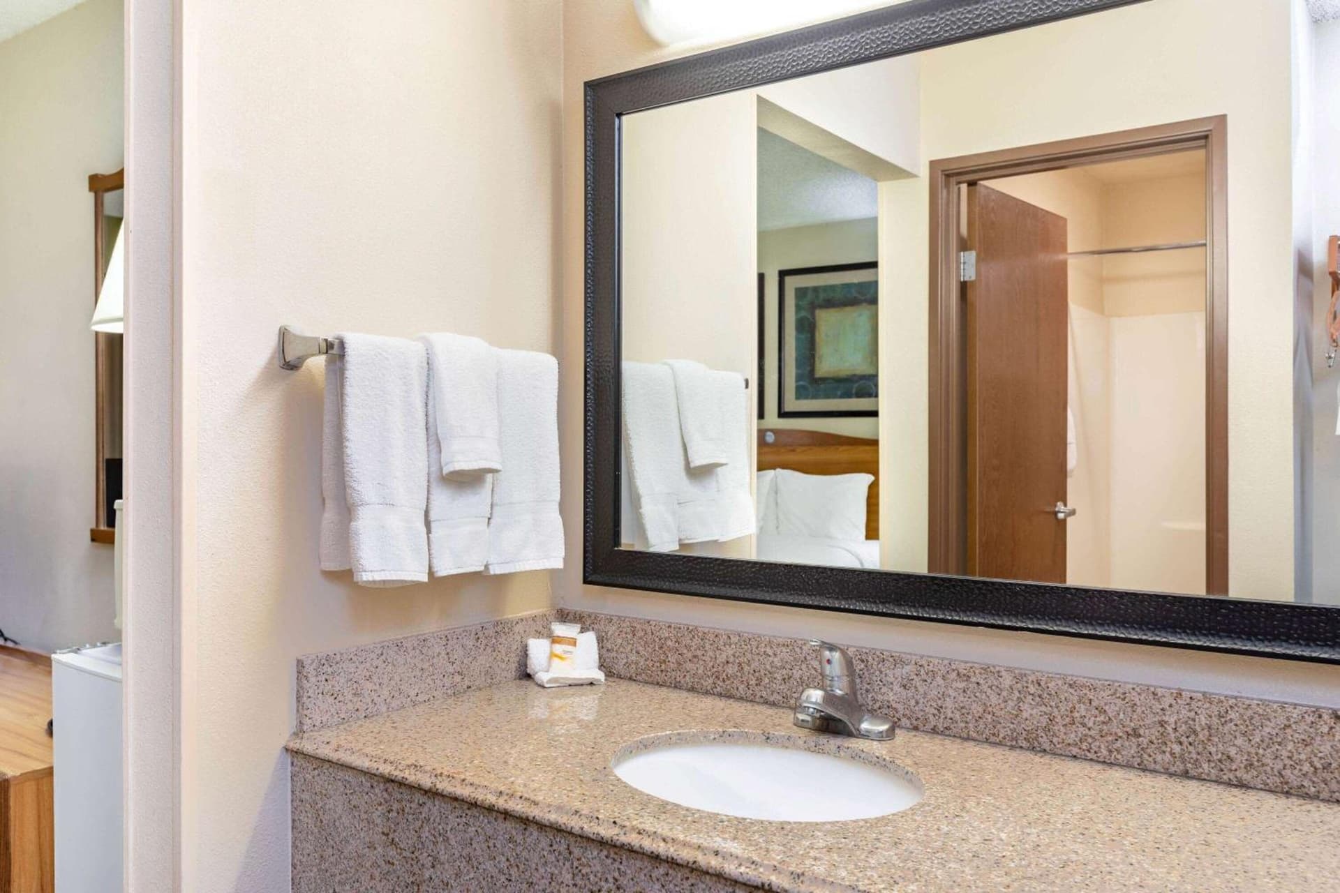 La Quinta by Wyndham El Paso East gallery photo in El Paso, TX — image 20
