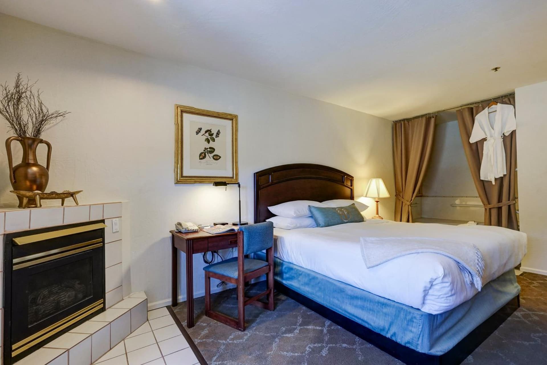 Forest Villas Hotel gallery photo in Prescott, AZ — image 157