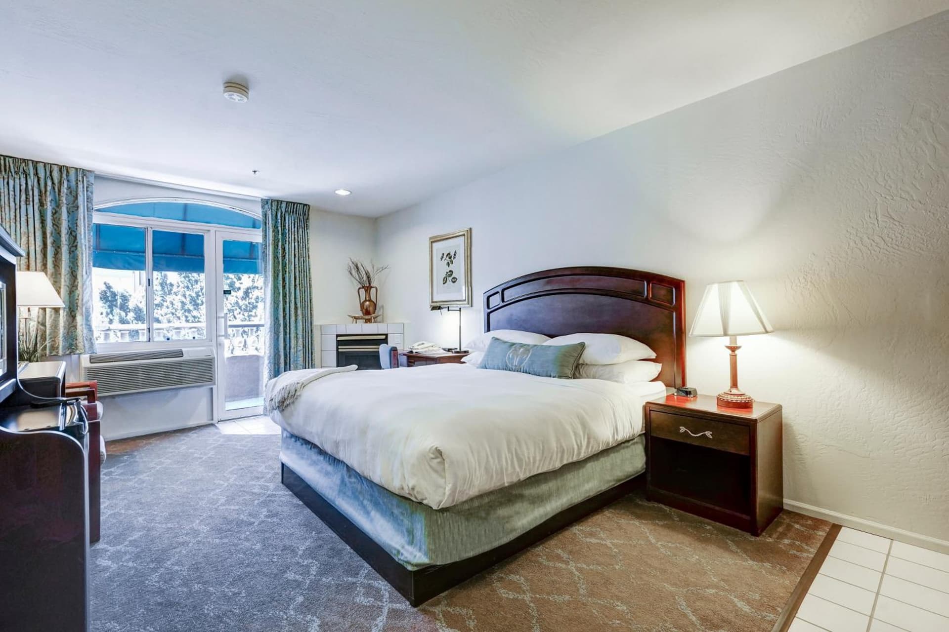 Forest Villas Hotel gallery photo in Prescott, AZ — image 120