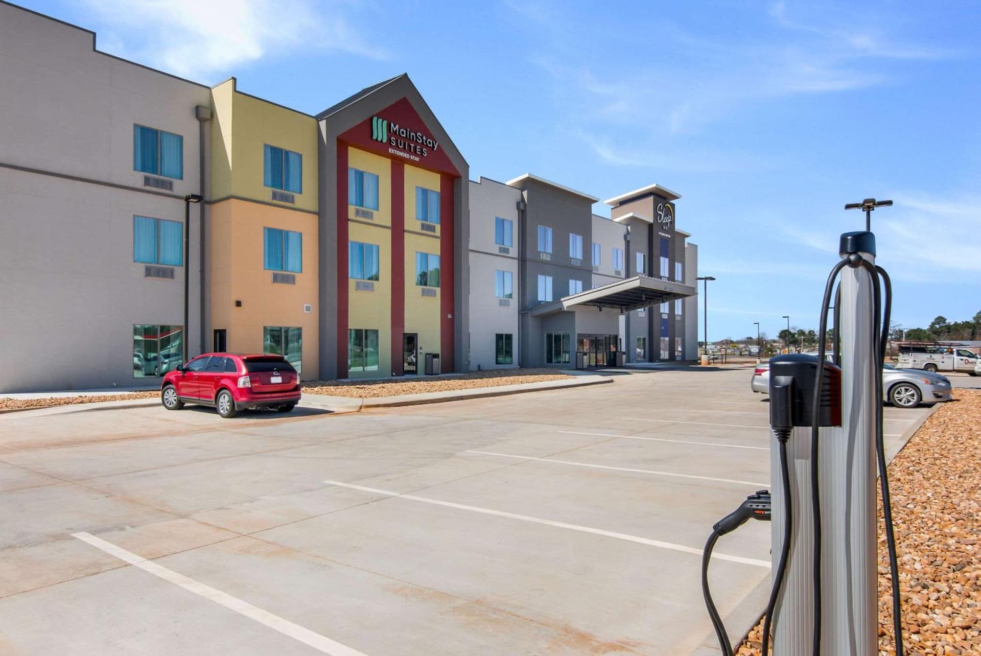 MainStay Suites East Camden interior in Camden, AR — gallery photo 2