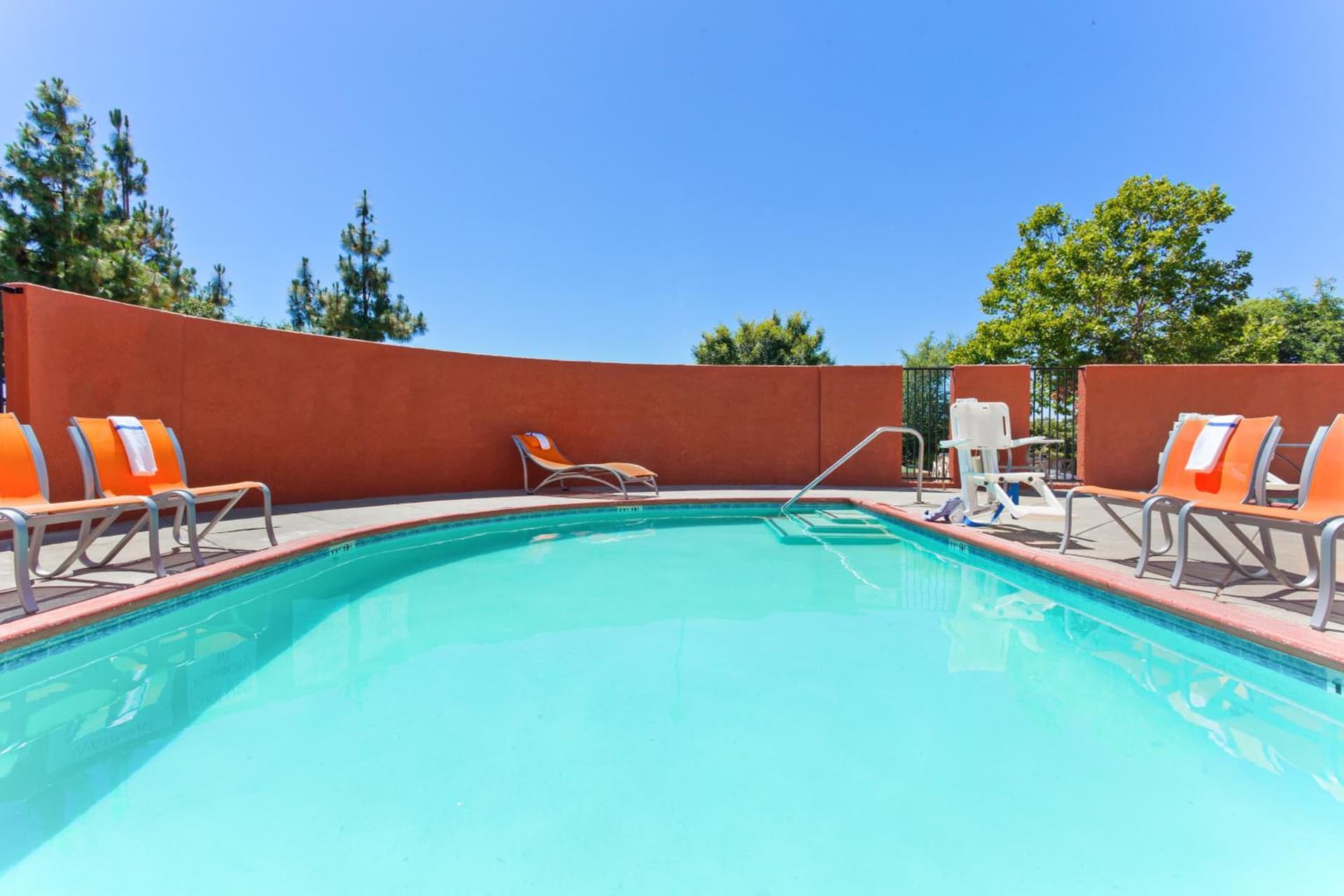 Holiday Inn Express Elk Grove West I-5 by IHG gallery photo in Elk Grove, CA — image 27