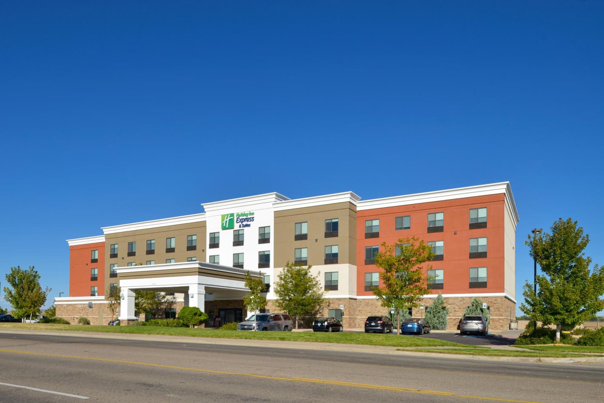 Holiday Inn Express & Suites Pueblo by IHG — hotel in Pueblo, Colorado