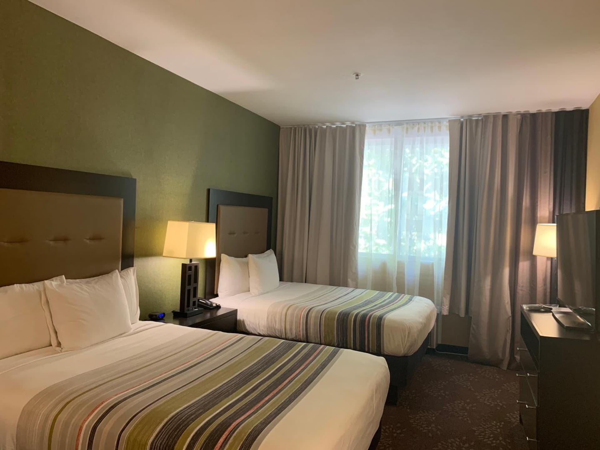 Country Inn & Suites by Radisson, San Jose International Airport, CA interior in San Jose, CA — gallery photo 2