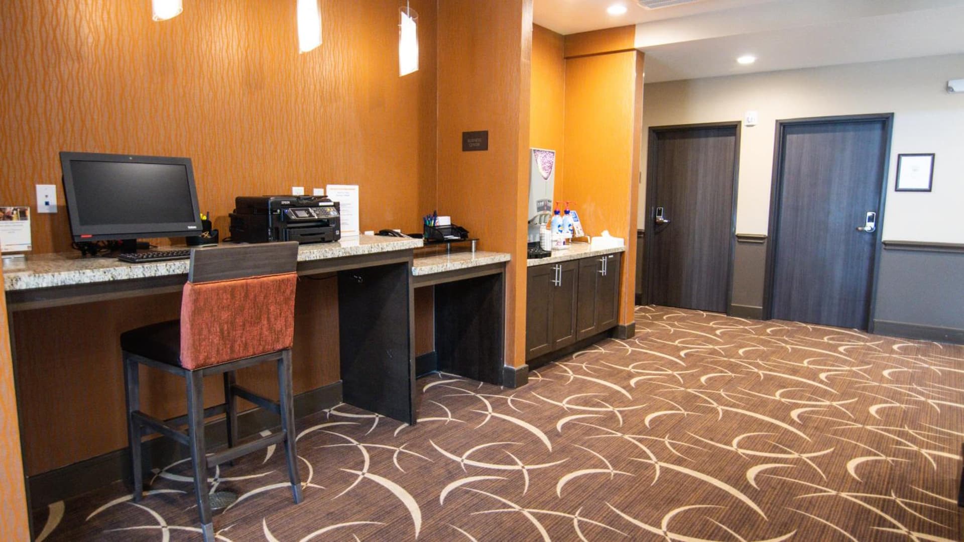 Comfort Suites Near Sam Houston Race Park gallery photo in Houston, TX — image 43