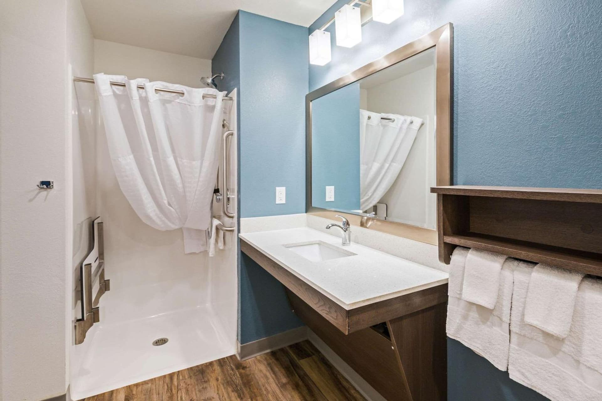 WoodSpring Suites Davenport Quad Cities gallery photo in Davenport, IA — image 11