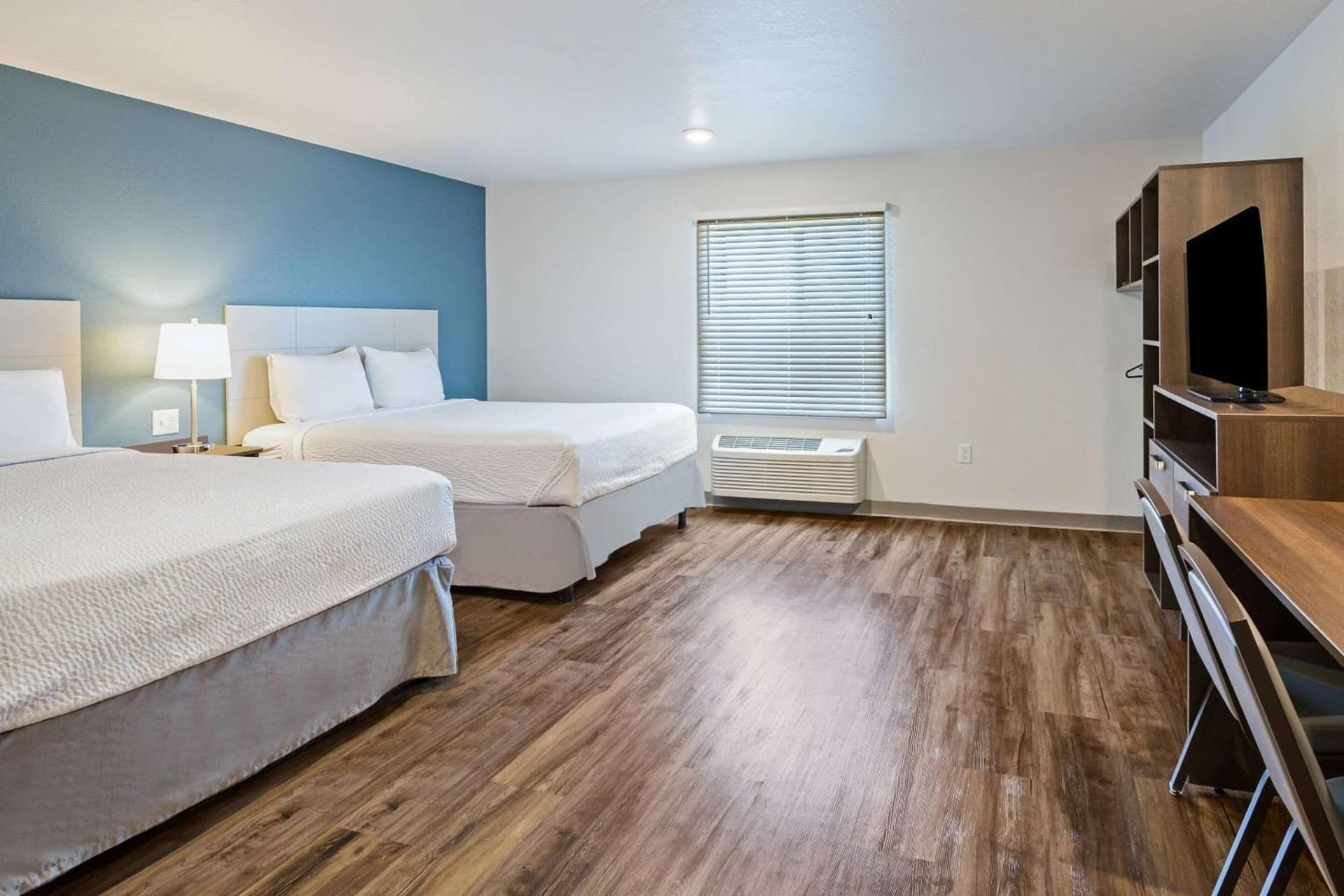 WoodSpring Suites Davenport Quad Cities gallery photo in Davenport, IA — image 19
