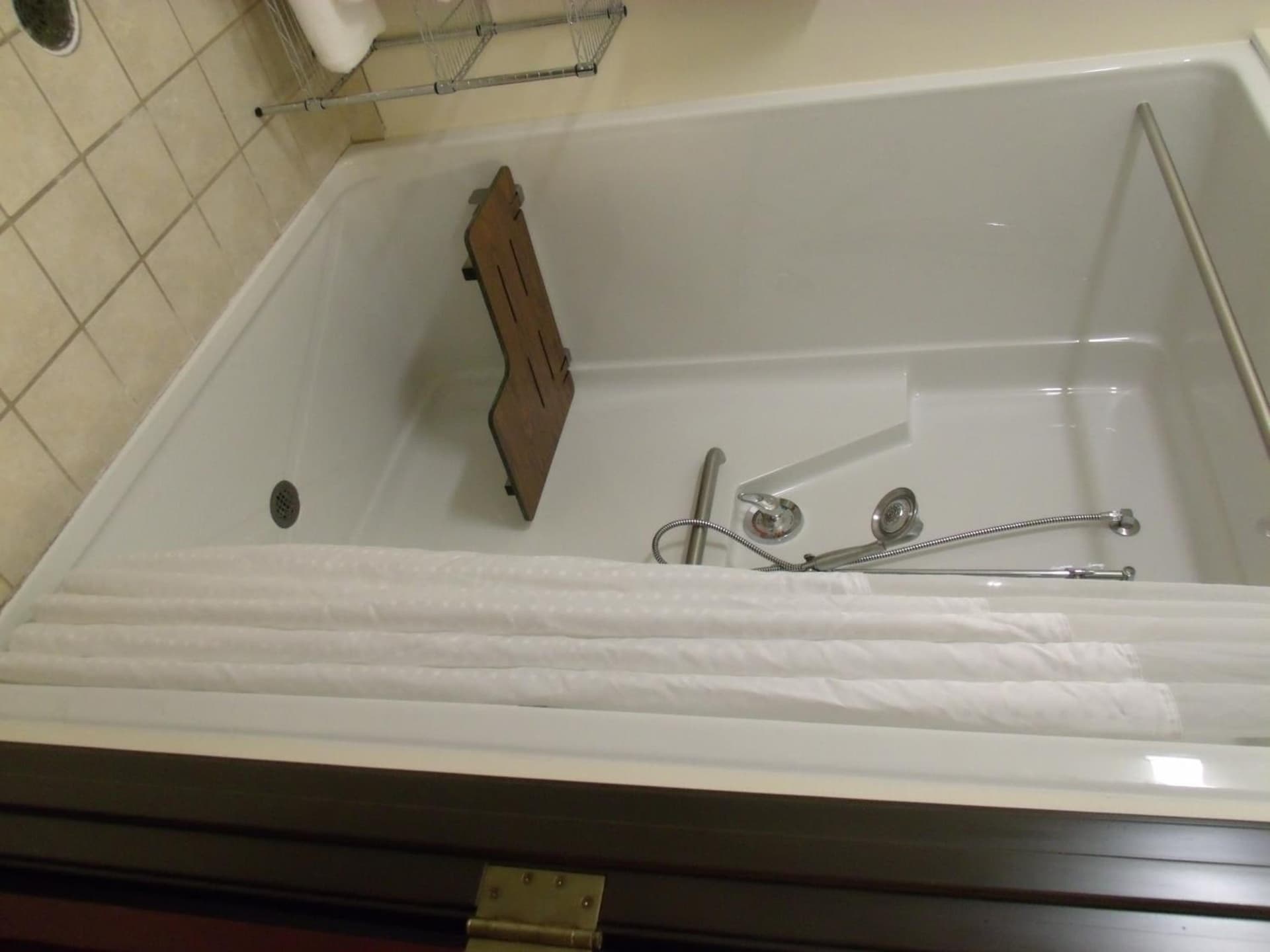 Holiday Inn Express Hotel and Suites Marysville by IHG property views in Marysville, OH — gallery photo 3
