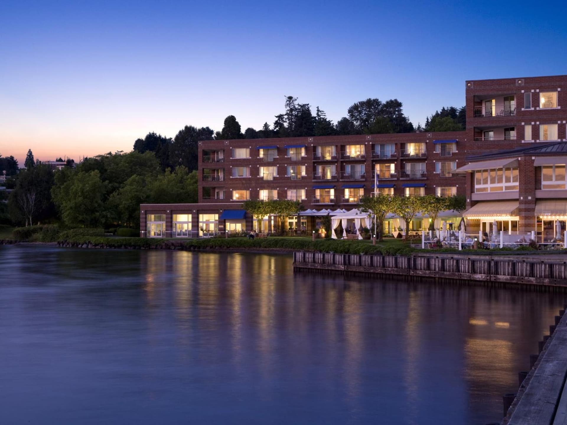 The Woodmark Hotel & Still Spa on Lake Washington featured exterior or lobby in Kirkland, WA — similar hotel