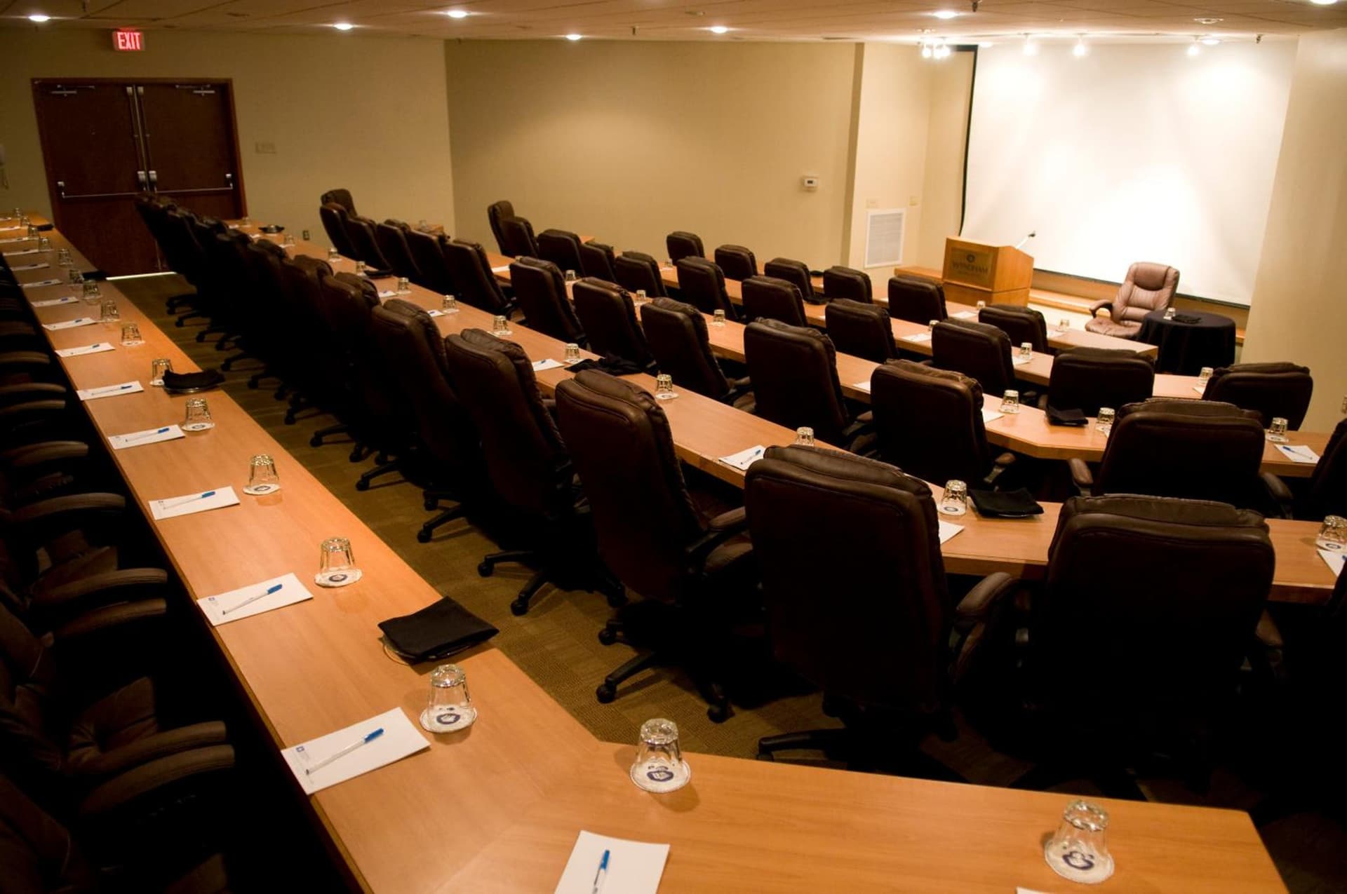 Wyndham Garden Hotel Austin gallery photo in Austin, TX — image 12