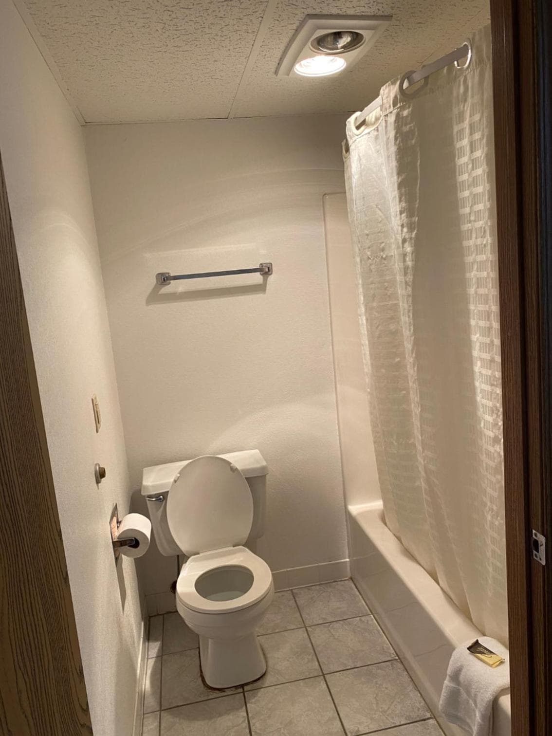 Americas Best Value Inn Champaign property views in Champaign, IL — gallery photo 3