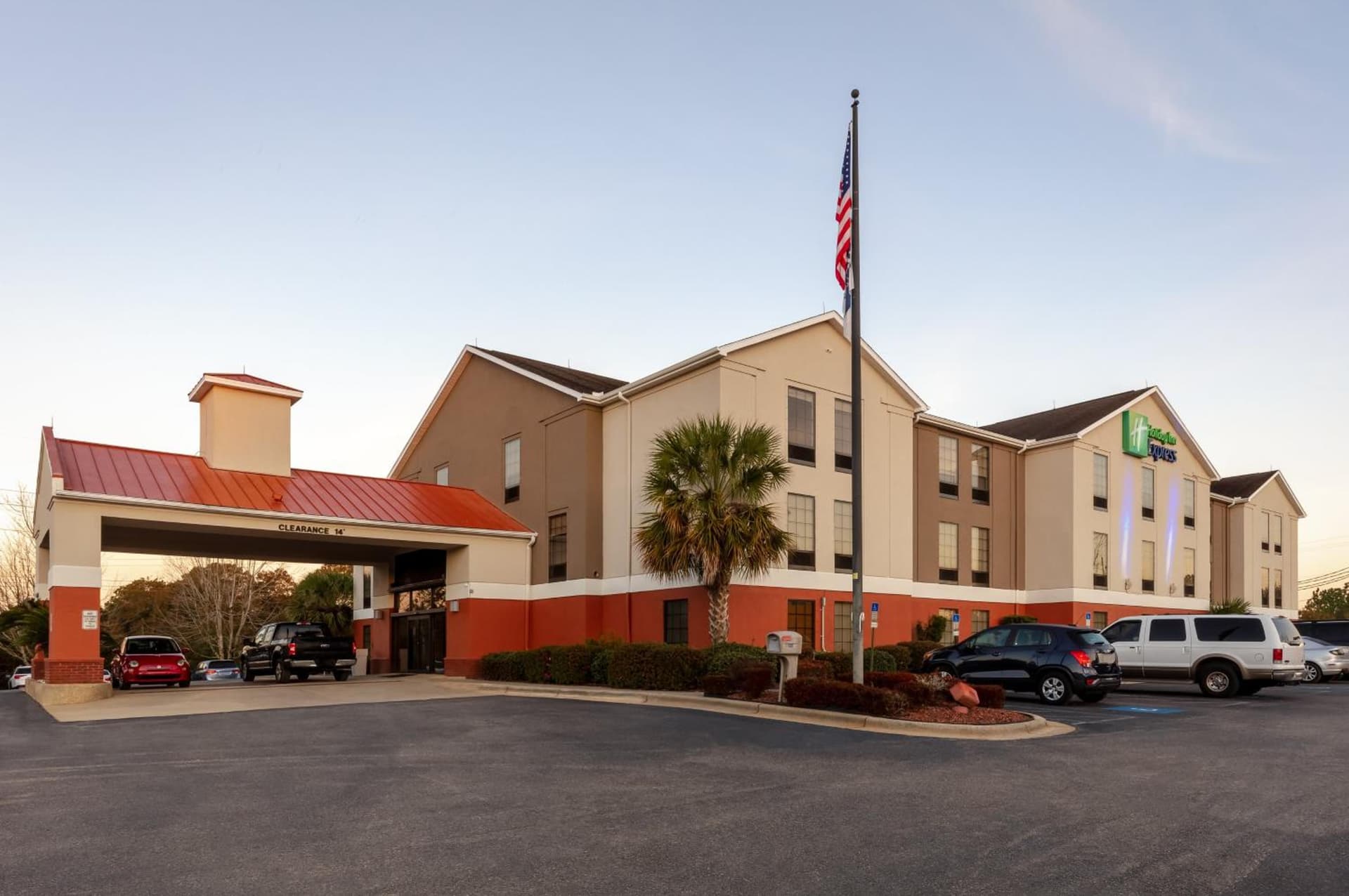 Holiday Inn Express & Suites Milton East I-10 by IHG featured exterior or lobby in Milton, FL — similar hotel