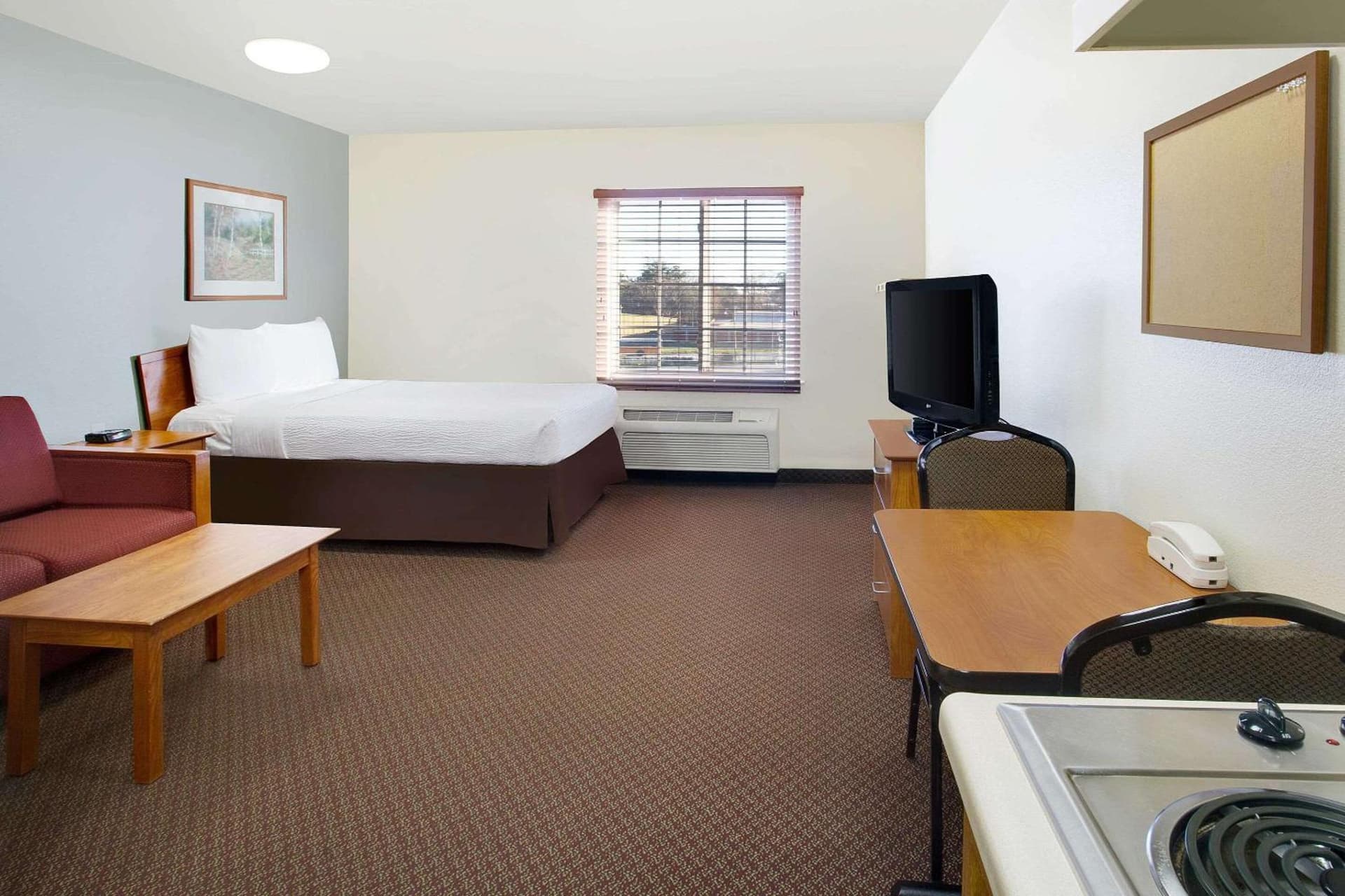 WoodSpring Suites Baton Rouge Airline Highway gallery photo in Baton Rouge, LA — image 7