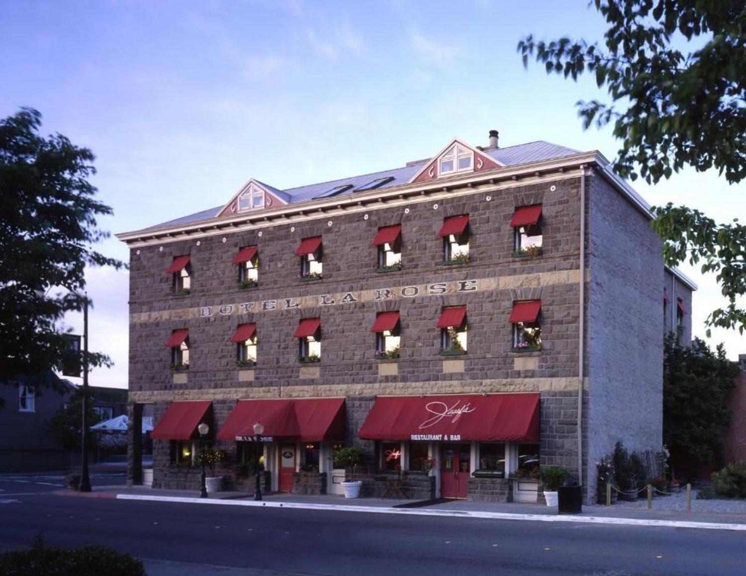 Hotel La Rose gallery photo in Santa Rosa, CA — image 46