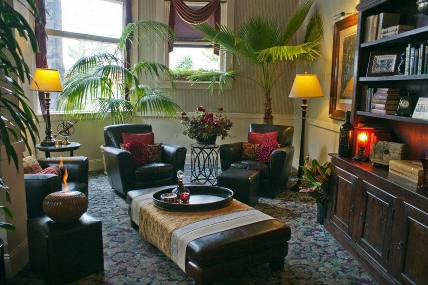 Hotel La Rose property views in Santa Rosa, CA — gallery photo 3