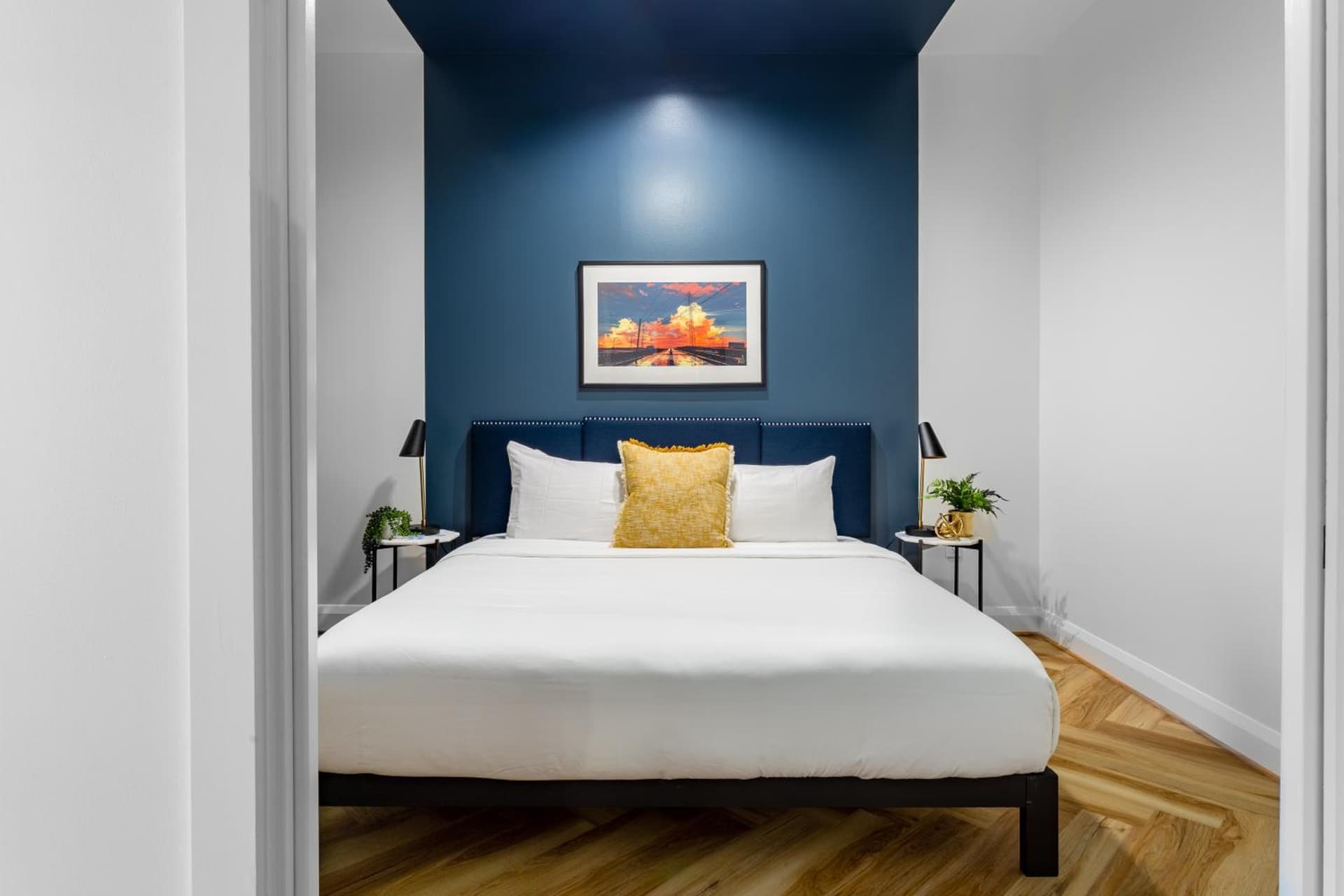 Mint House Dallas Downtown By Kasa gallery photo in Dallas, TX — image 17