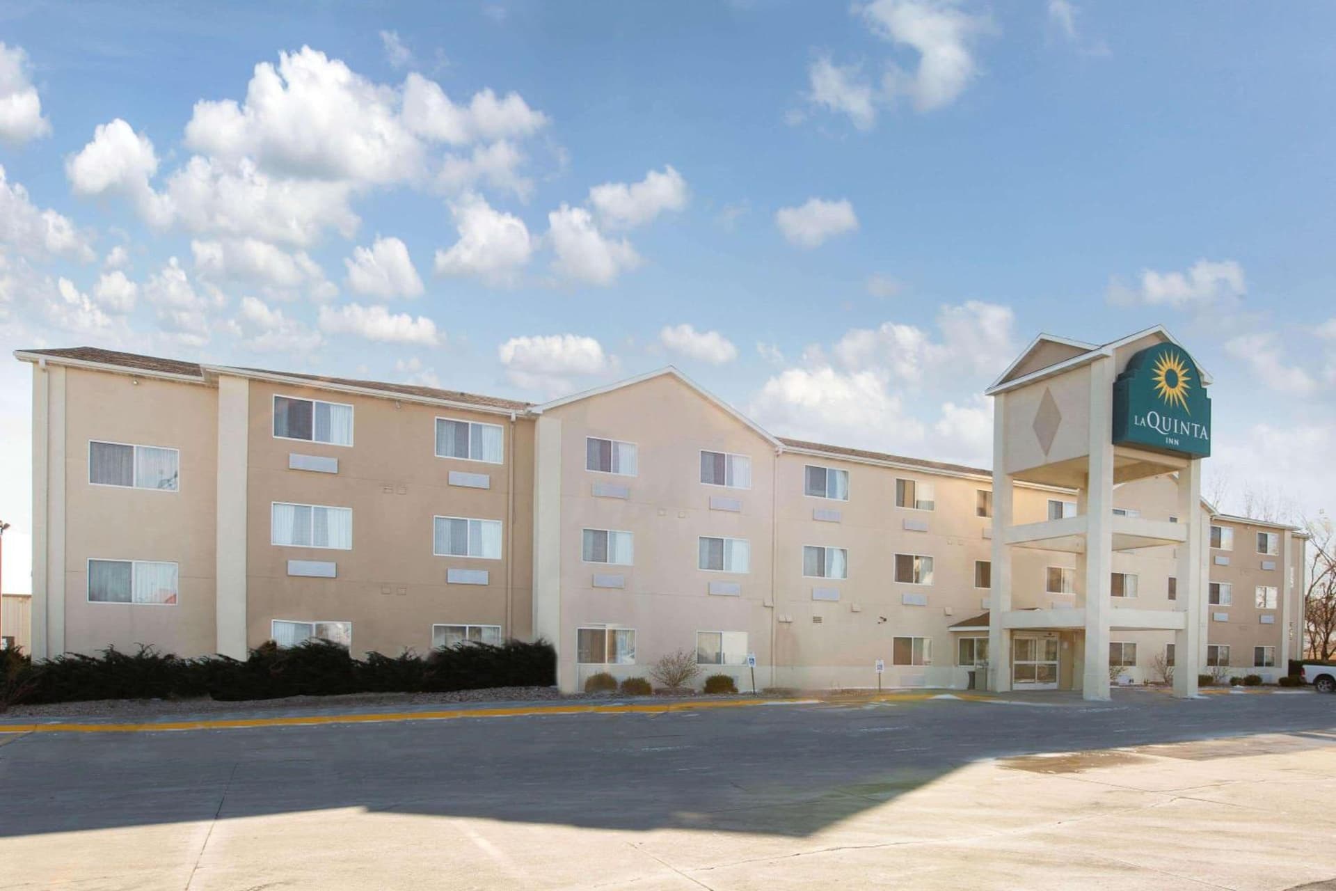 La Quinta Inn by Wyndham Lincoln, Nebraska featured exterior or lobby in Lincoln, NE — similar hotel