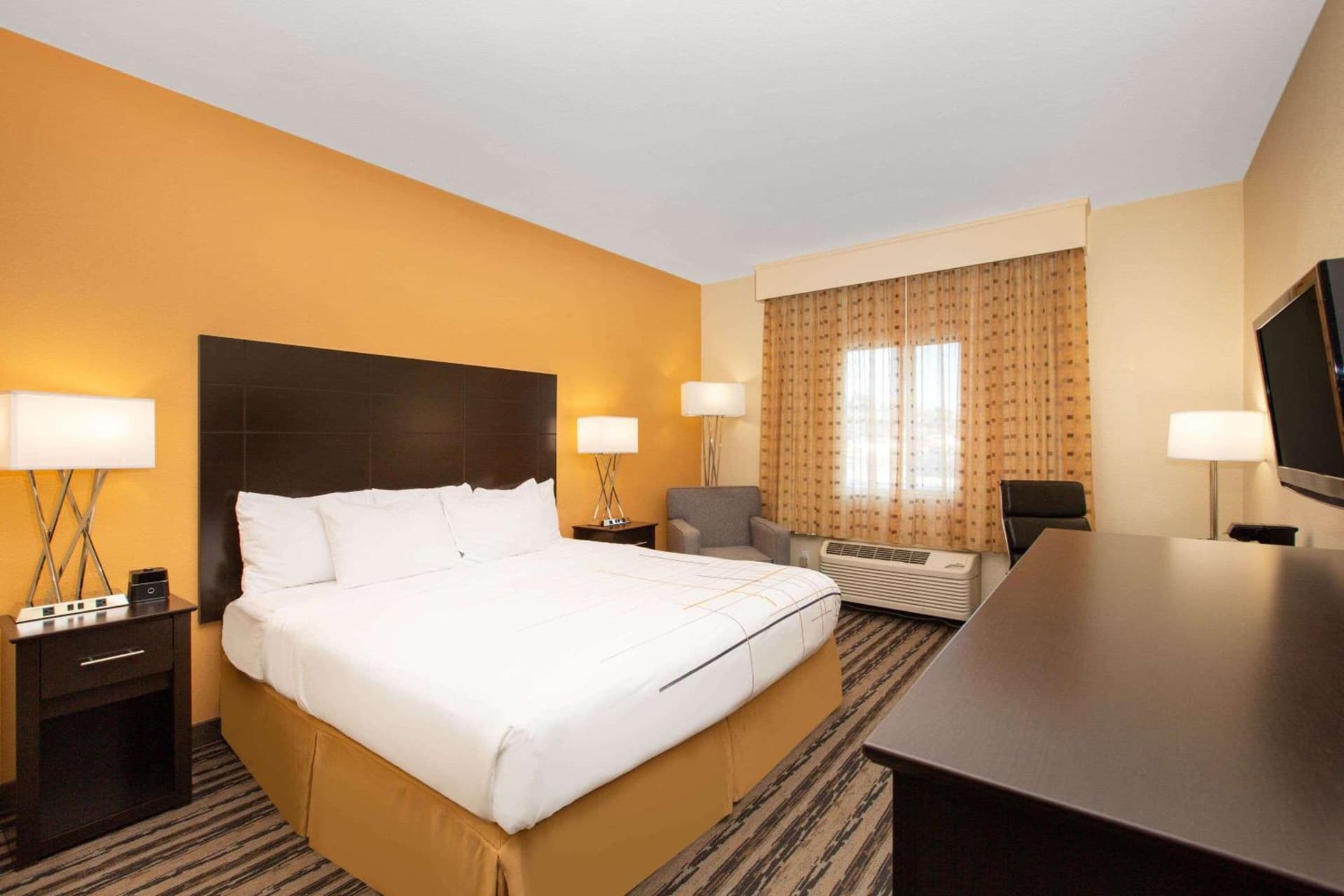La Quinta Inn by Wyndham Lincoln, Nebraska gallery photo in Lincoln, NE — image 4