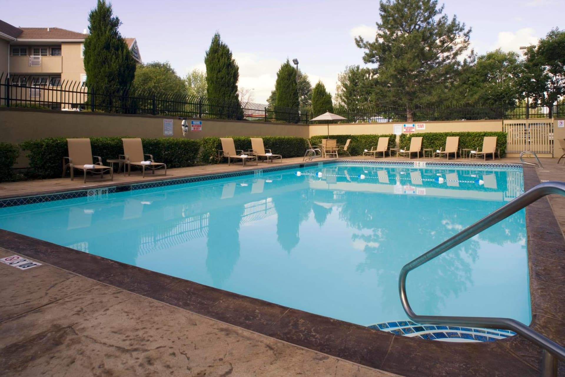 Holiday Inn Denver Lakewood by IHG gallery photo in Lakewood, CO — image 8