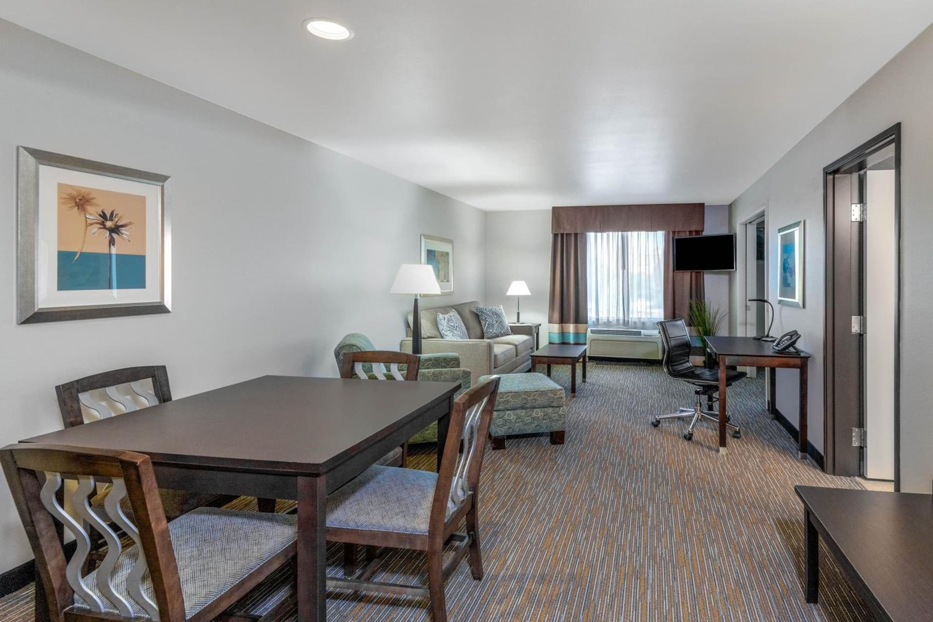 Wingate by Wyndham - St. George gallery photo in St. George, UT — image 25