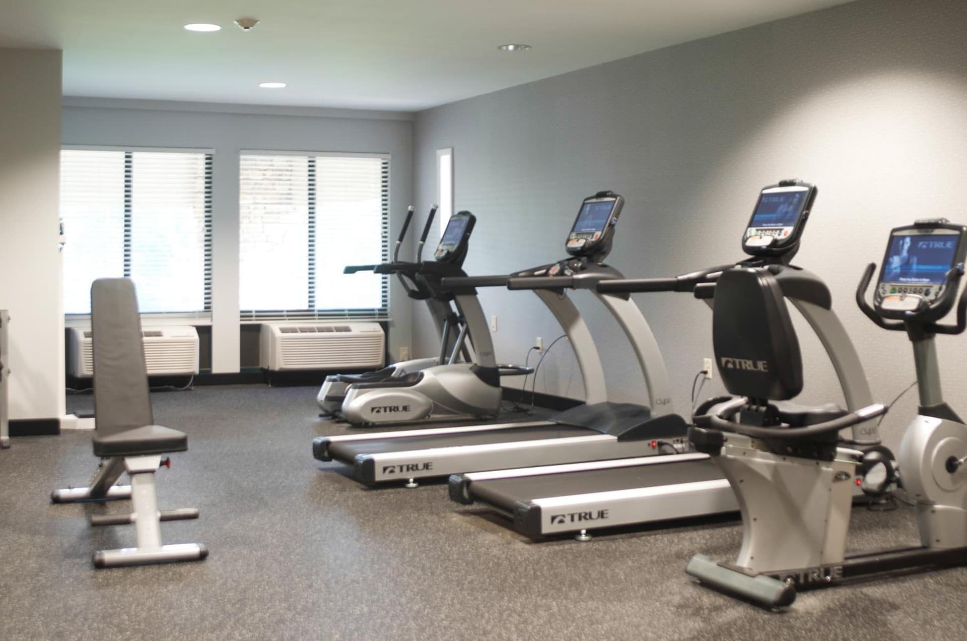 Holiday Inn Express Hickory - Hickory Mart by IHG gallery photo in Hickory, NC — image 19