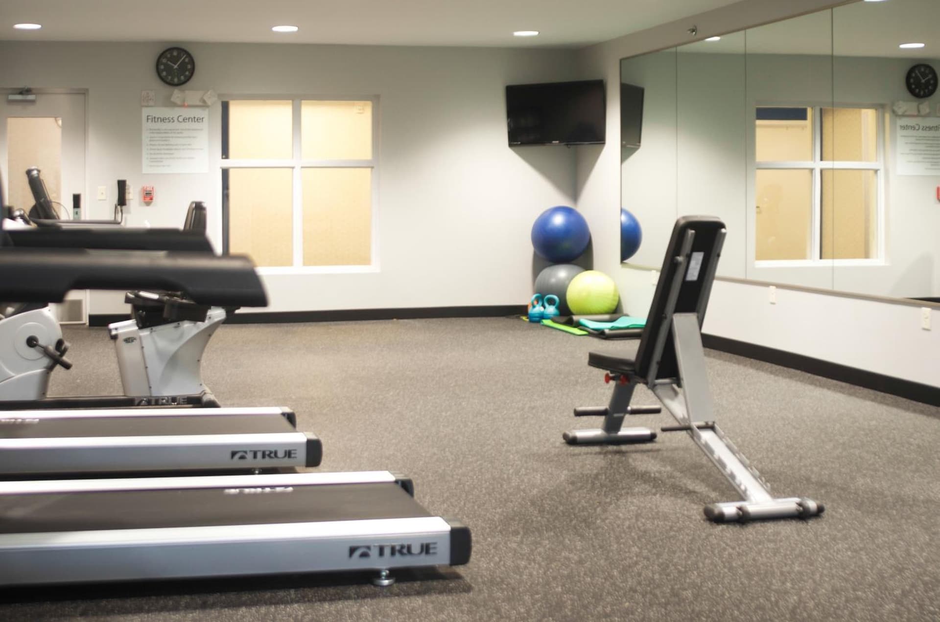 Holiday Inn Express Hickory - Hickory Mart by IHG gallery photo in Hickory, NC — image 17