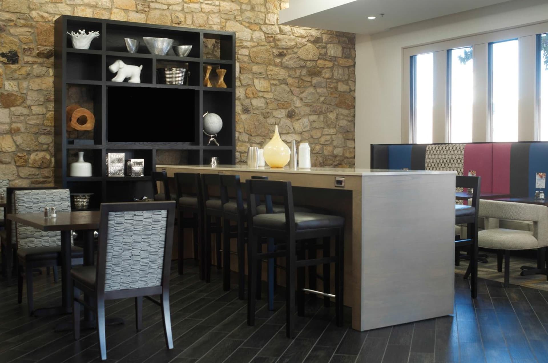 Holiday Inn Express Hickory - Hickory Mart by IHG gallery photo in Hickory, NC — image 35