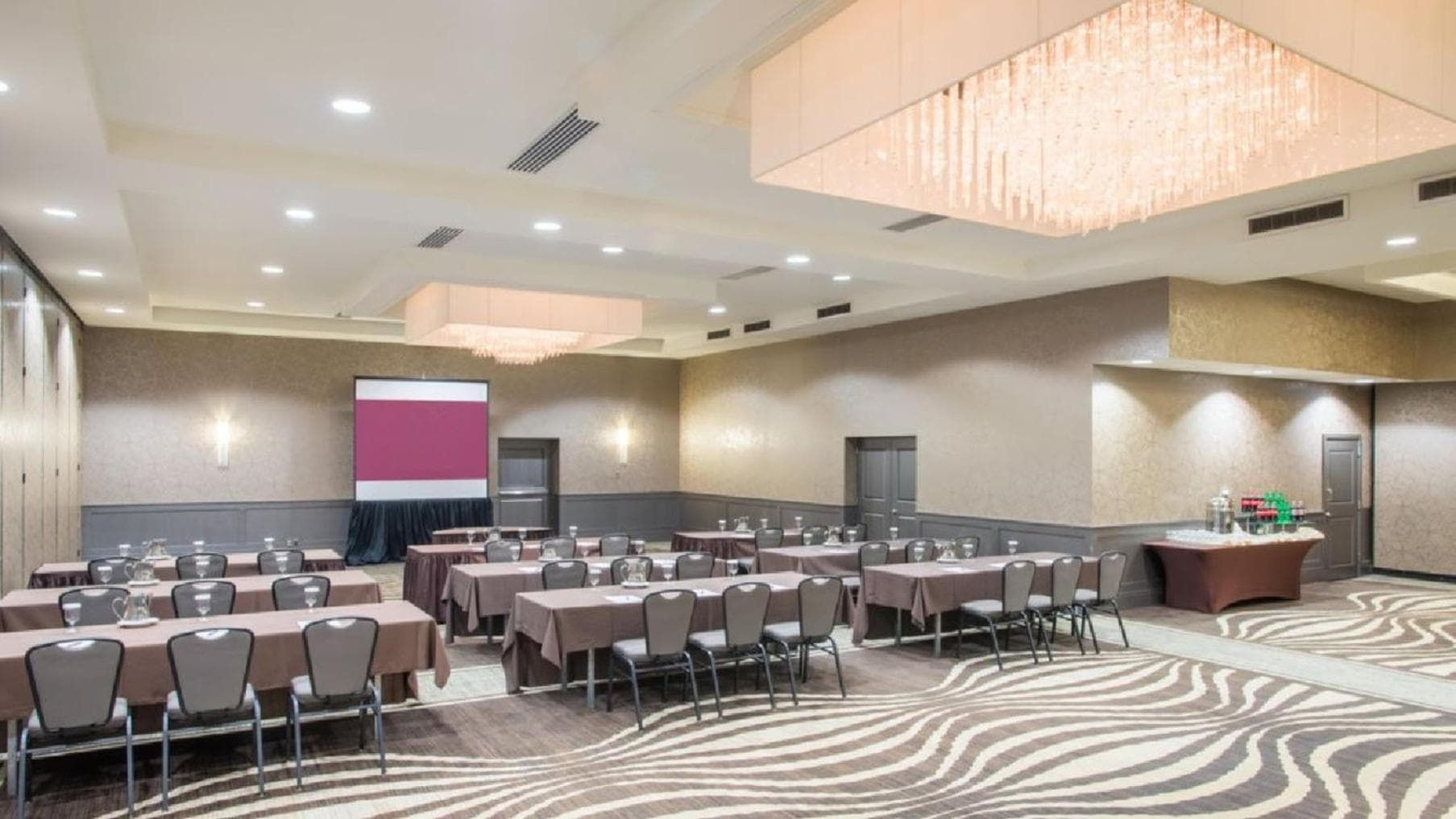 Crowne Plaza Suffern-Mahwah by IHG gallery photo in Suffern, NY — image 49