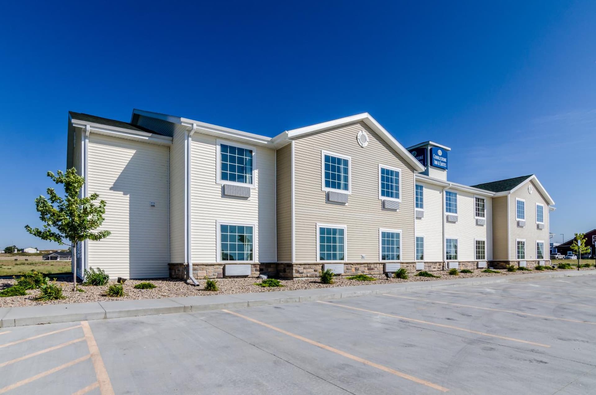 Cobblestone Inn & Suites Cambridge property views in Cambridge, NE — gallery photo 3