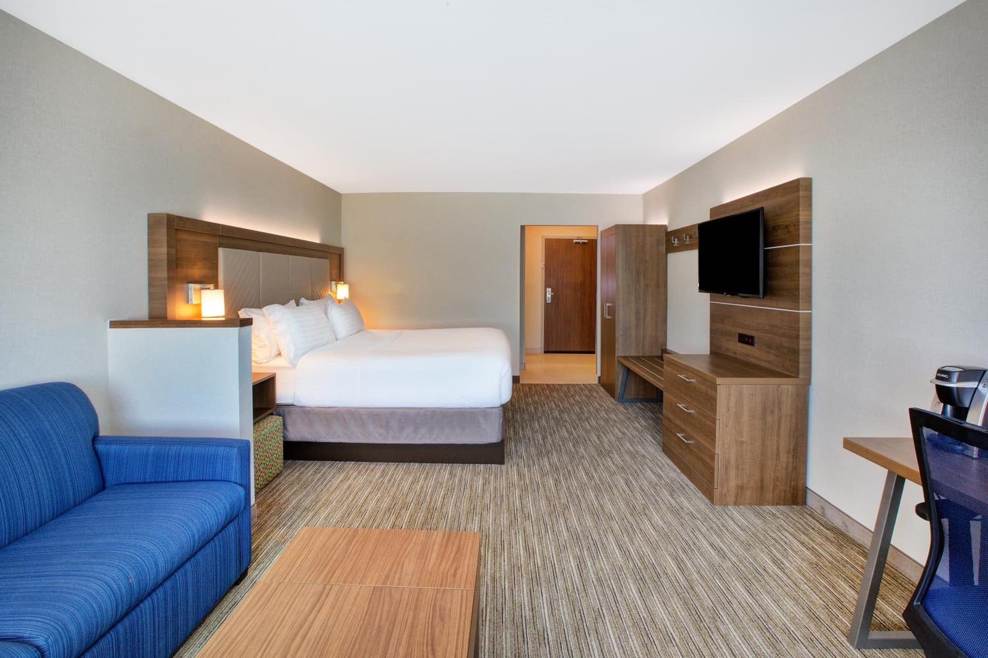 Holiday Inn Express & Suites New Castle by IHG gallery photo in New Castle, PA — image 4