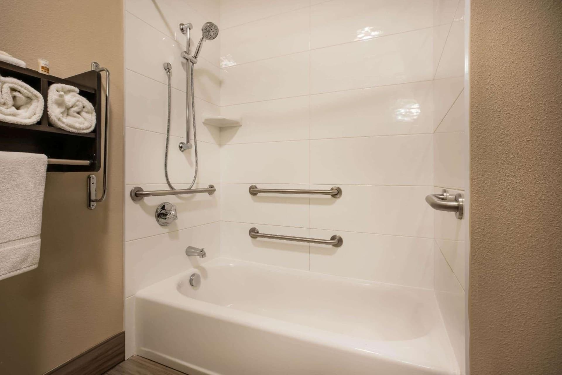 La Quinta by Wyndham Eugene gallery photo in Eugene, OR — image 38